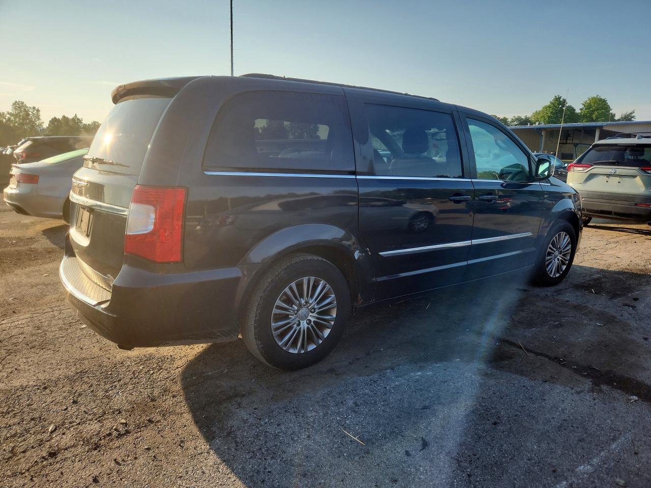 2014 Chrysler Town & Country Touring L Синий vin: 2C4RC1CG1ER250163