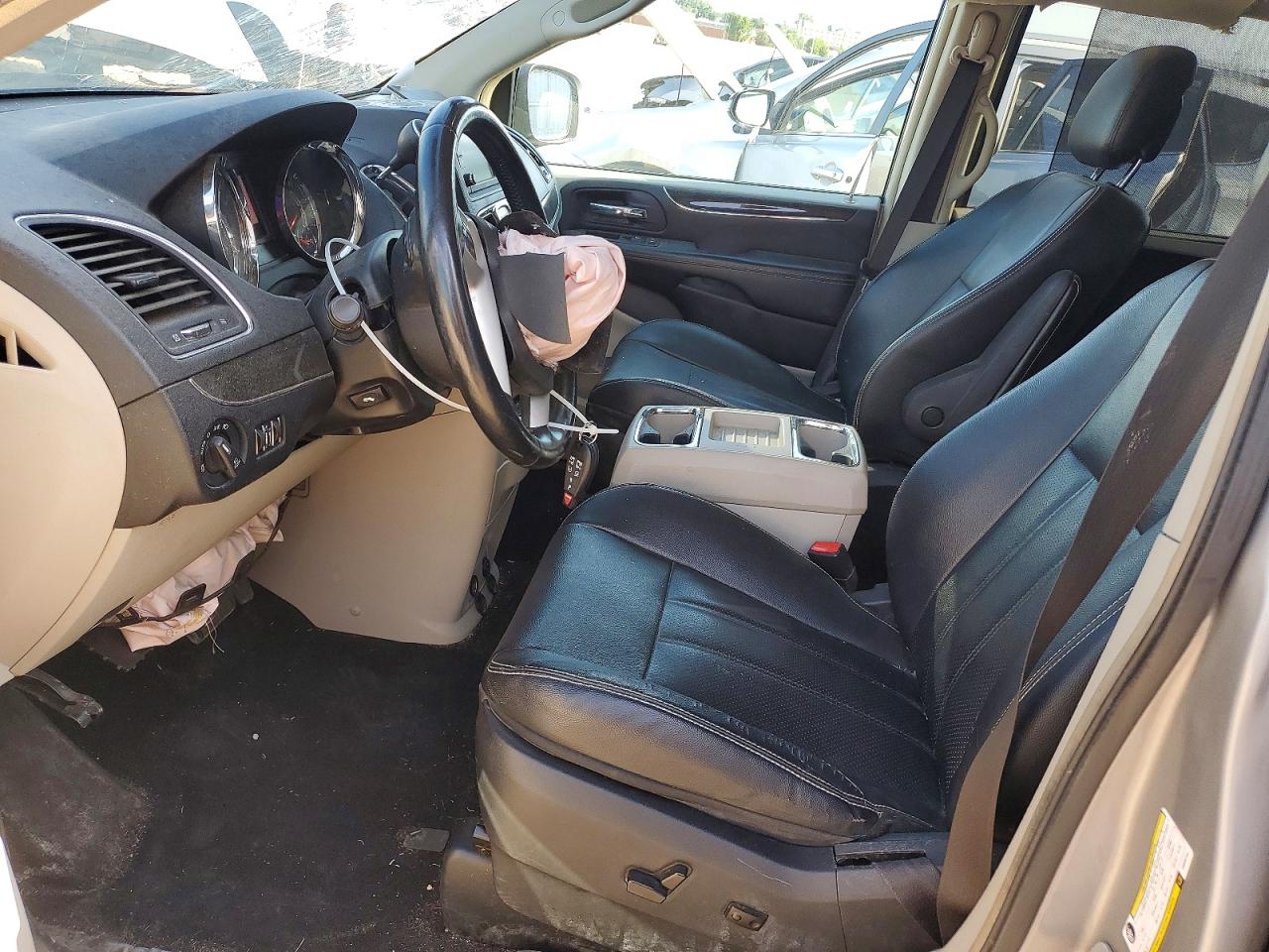 2014 Chrysler Town & Country Touring L Silver vin: 2C4RC1CG1ER329140