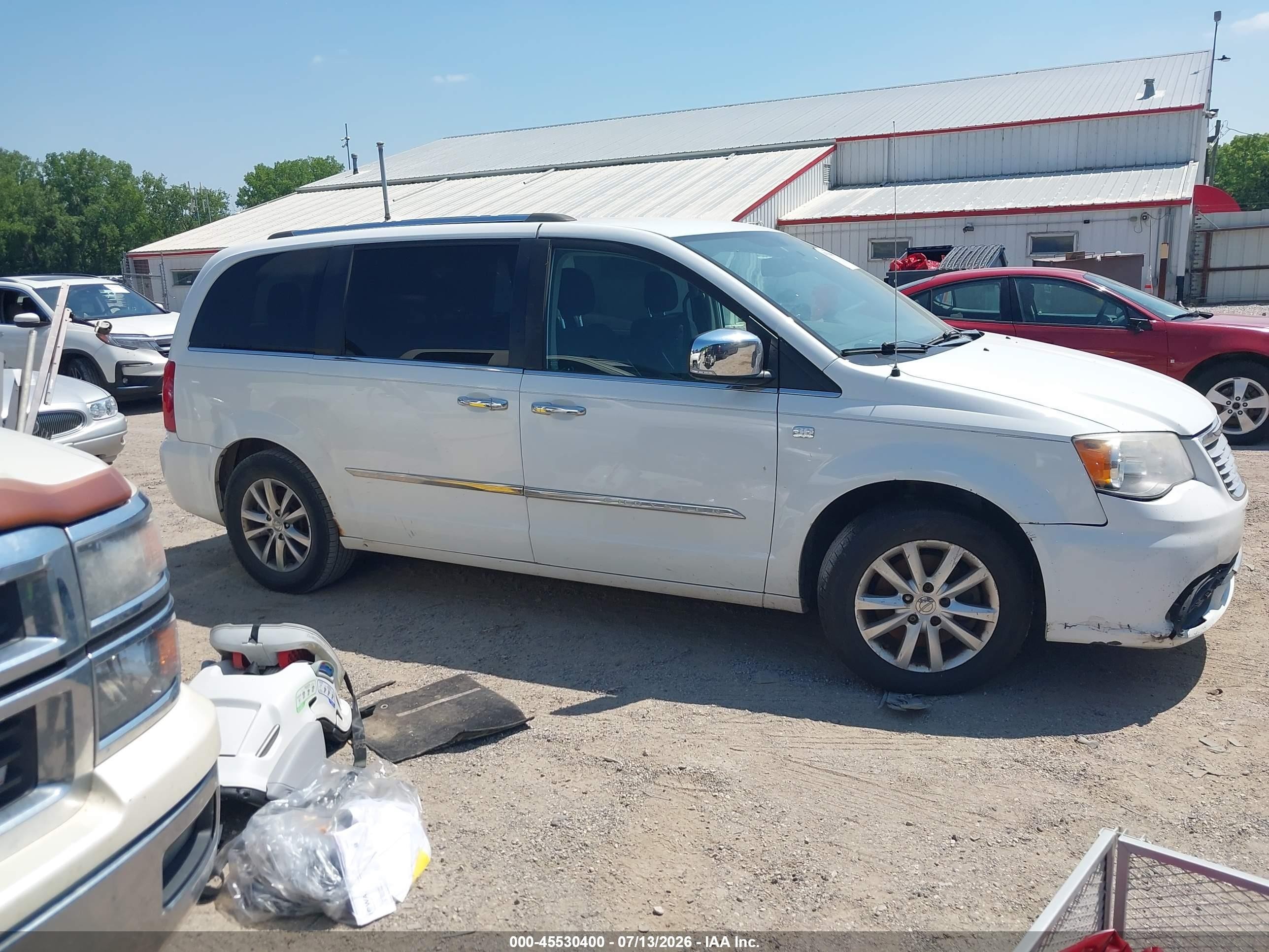 2014 Chrysler Town & Country Touring-l 30th Anniversary Белый vin: 2C4RC1CG1ER426791