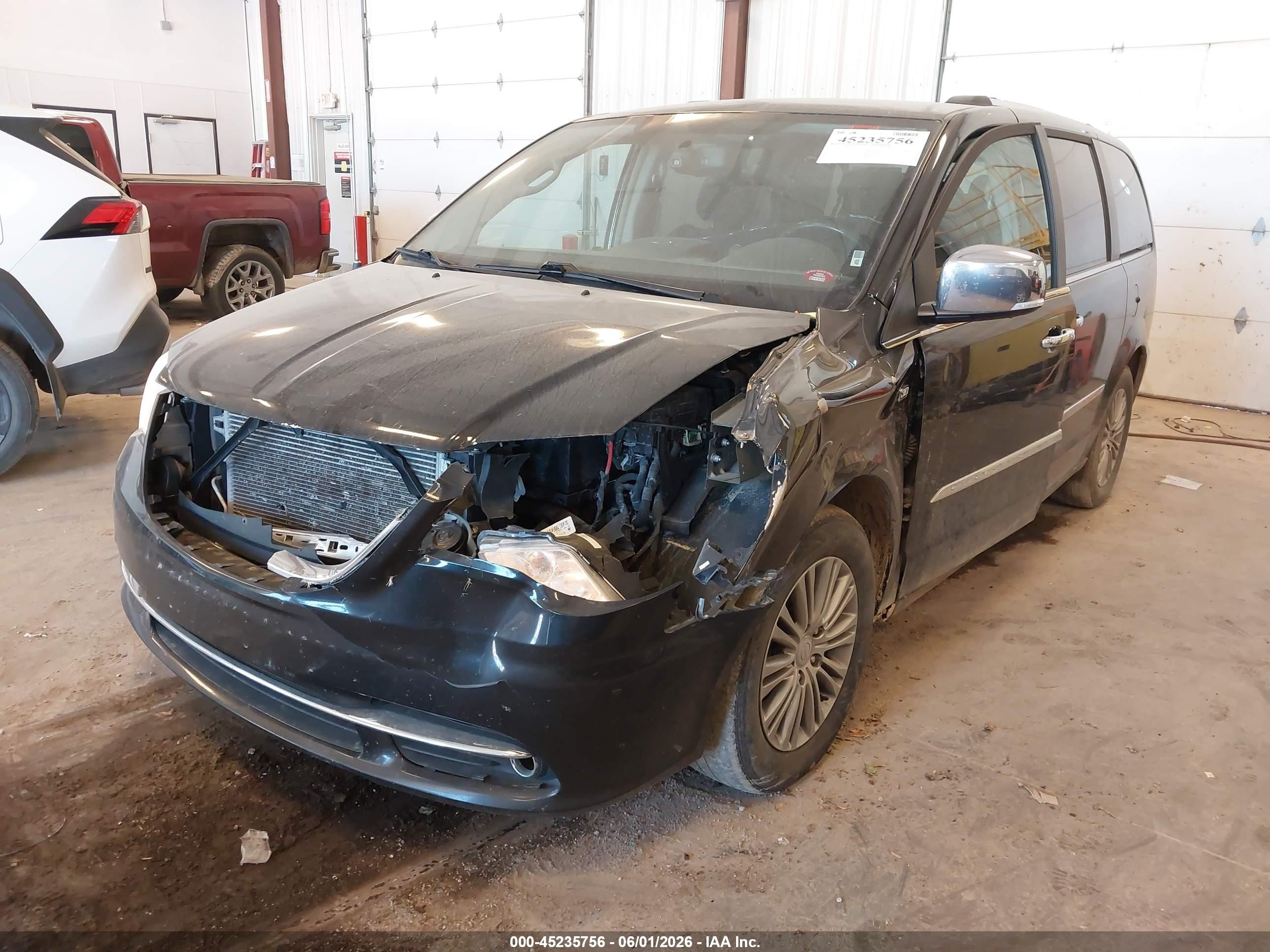 2014 Chrysler Town & Country Touring-l 30th Anniversary Black vin: 2C4RC1CG1ER470578