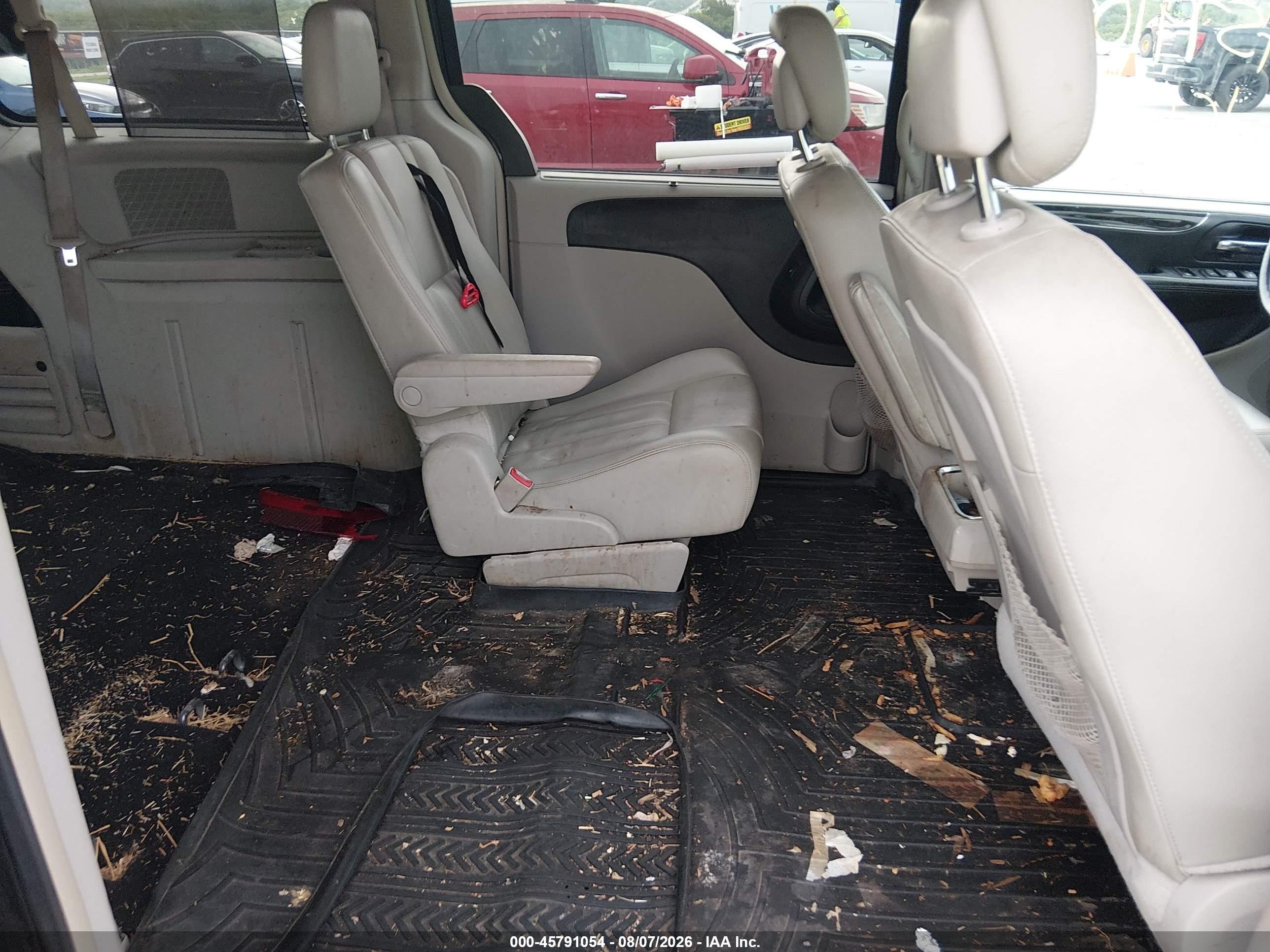 2015 Chrysler Town & Country Touring-l Gray vin: 2C4RC1CG1FR526147