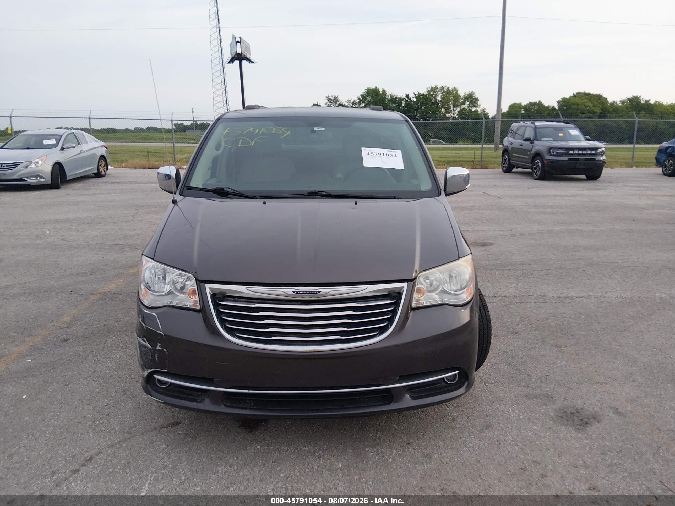 2015 Chrysler Town & Country Touring-l Gray vin: 2C4RC1CG1FR526147