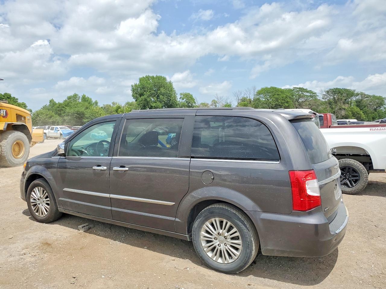 2015 Chrysler Town & Country Touring L Gray vin: 2C4RC1CG1FR572965