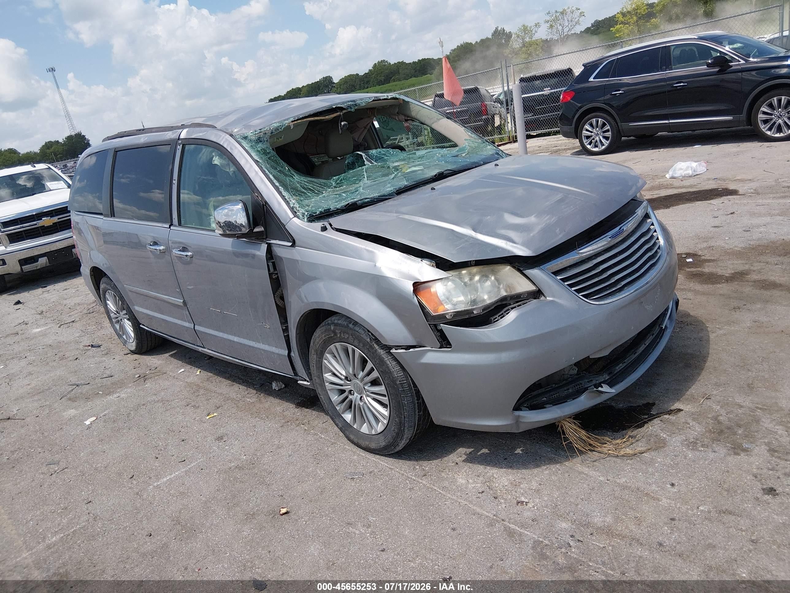 2015 Chrysler Town & Country Touring-l Silver vin: 2C4RC1CG1FR638723