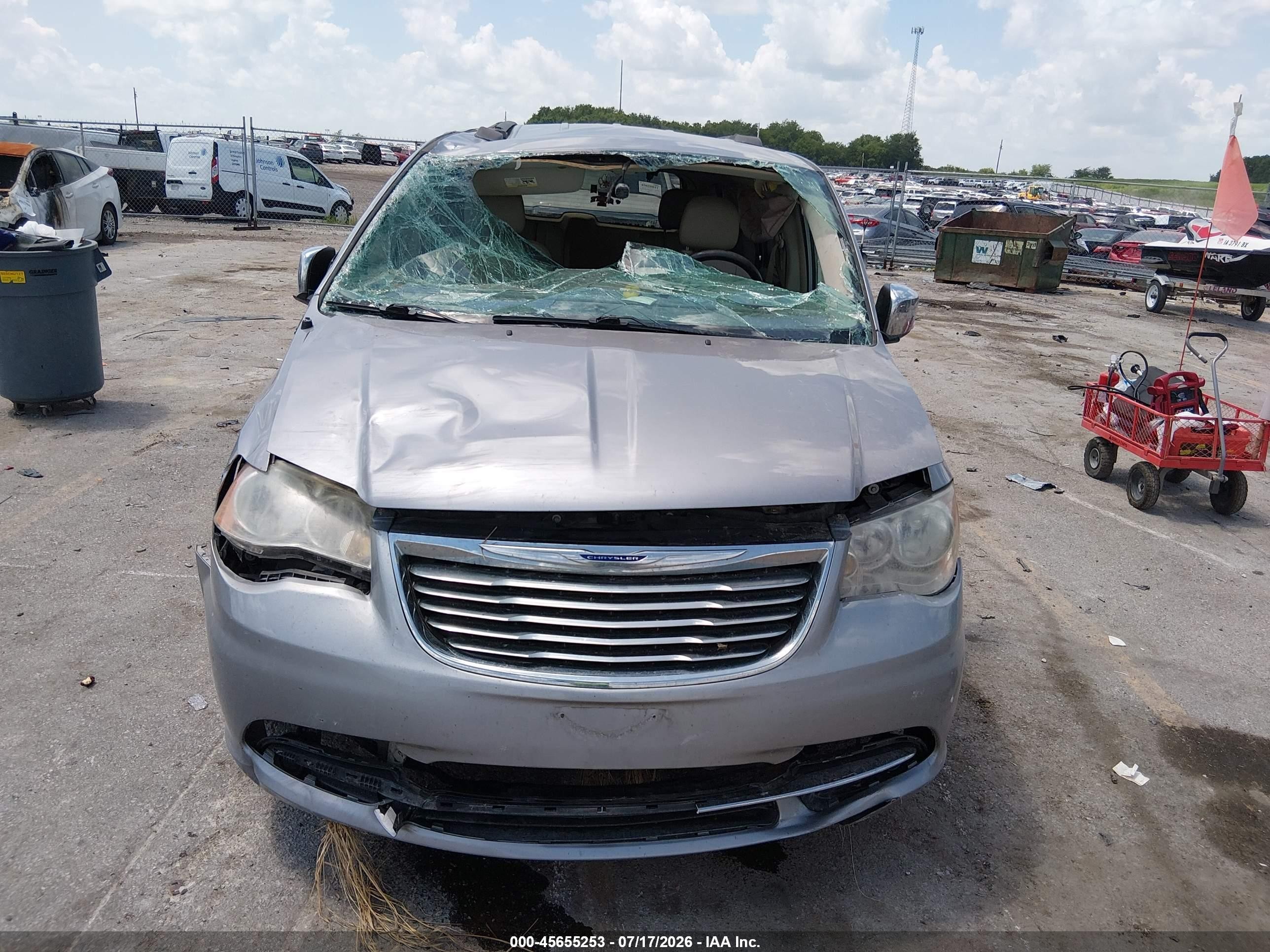 2015 Chrysler Town & Country Touring-l Silver vin: 2C4RC1CG1FR638723