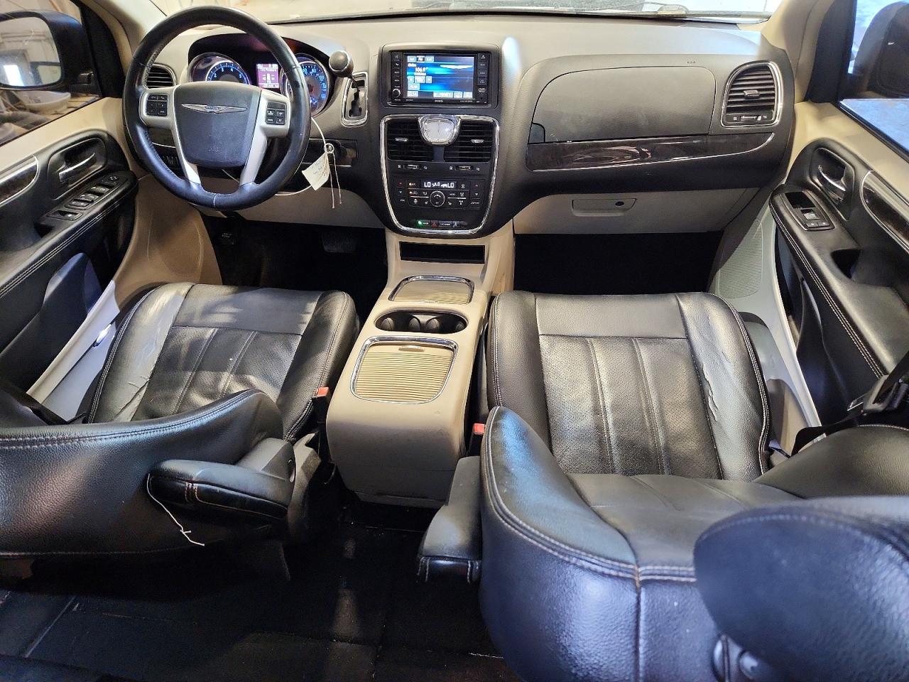 2015 Chrysler Town & Country Touring L Black vin: 2C4RC1CG1FR707880