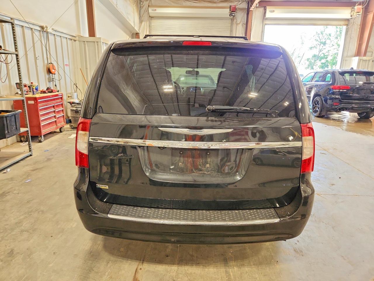 2015 Chrysler Town & Country Touring L Black vin: 2C4RC1CG1FR707880