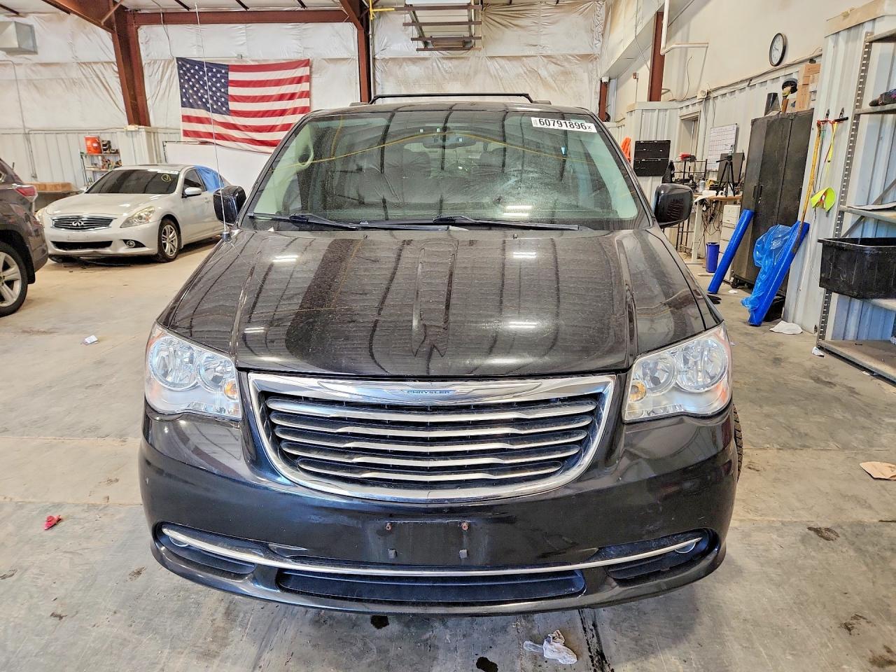 2015 Chrysler Town & Country Touring L Black vin: 2C4RC1CG1FR707880