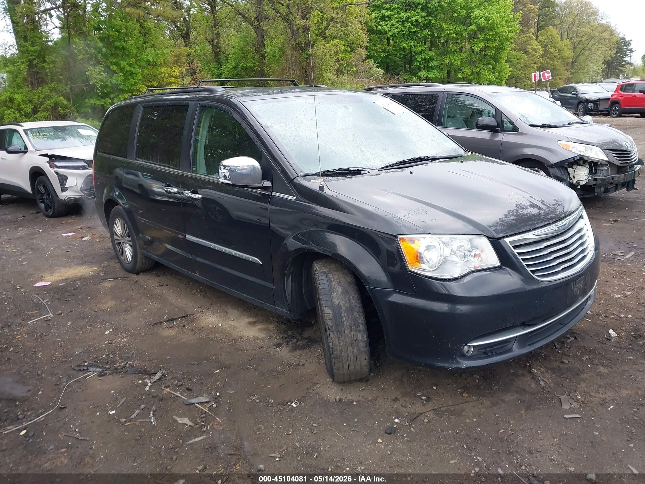 2015 Chrysler Town & Country Touring-l Black vin: 2C4RC1CG1FR731483