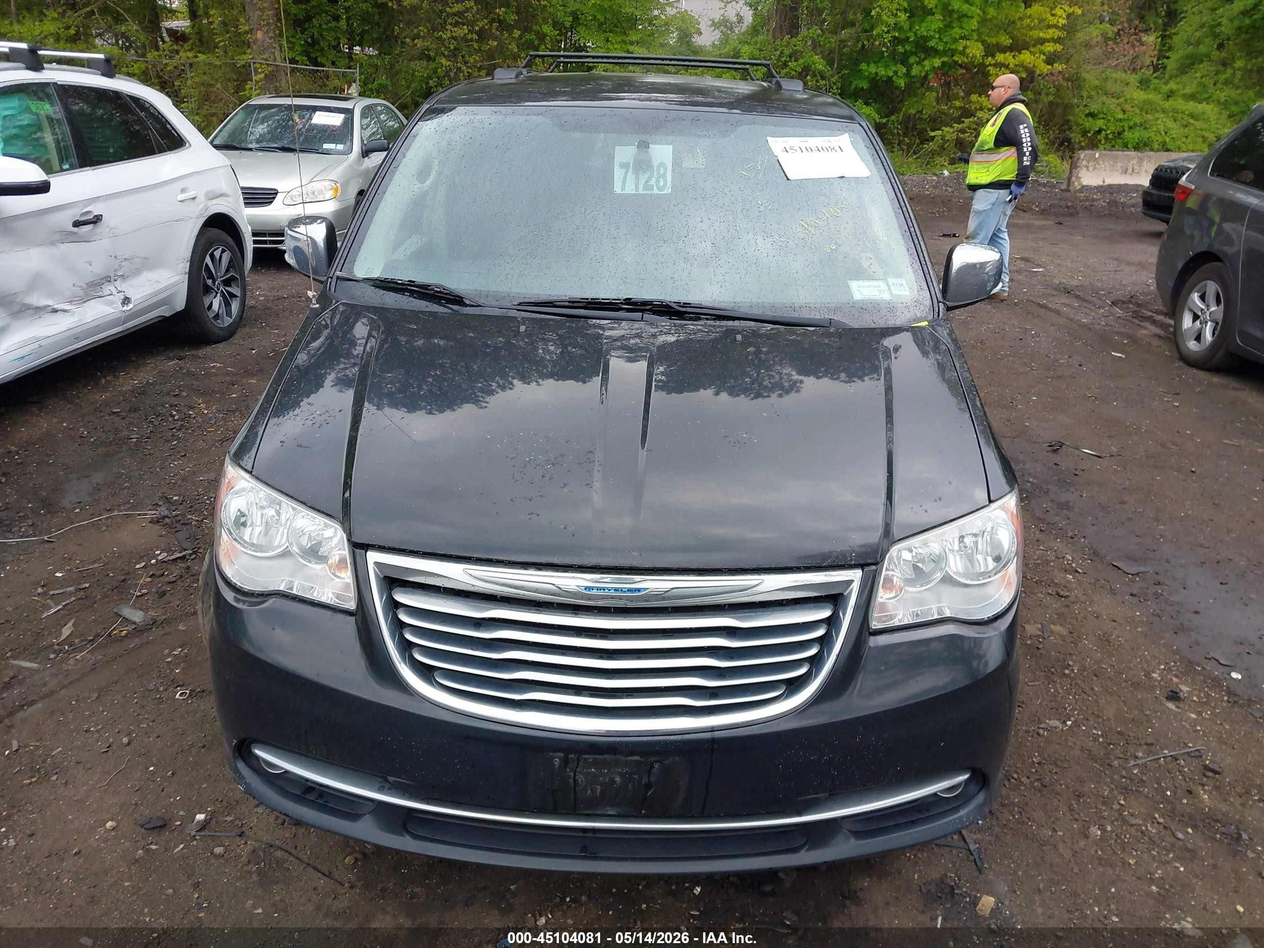 2015 Chrysler Town & Country Touring-l Black vin: 2C4RC1CG1FR731483