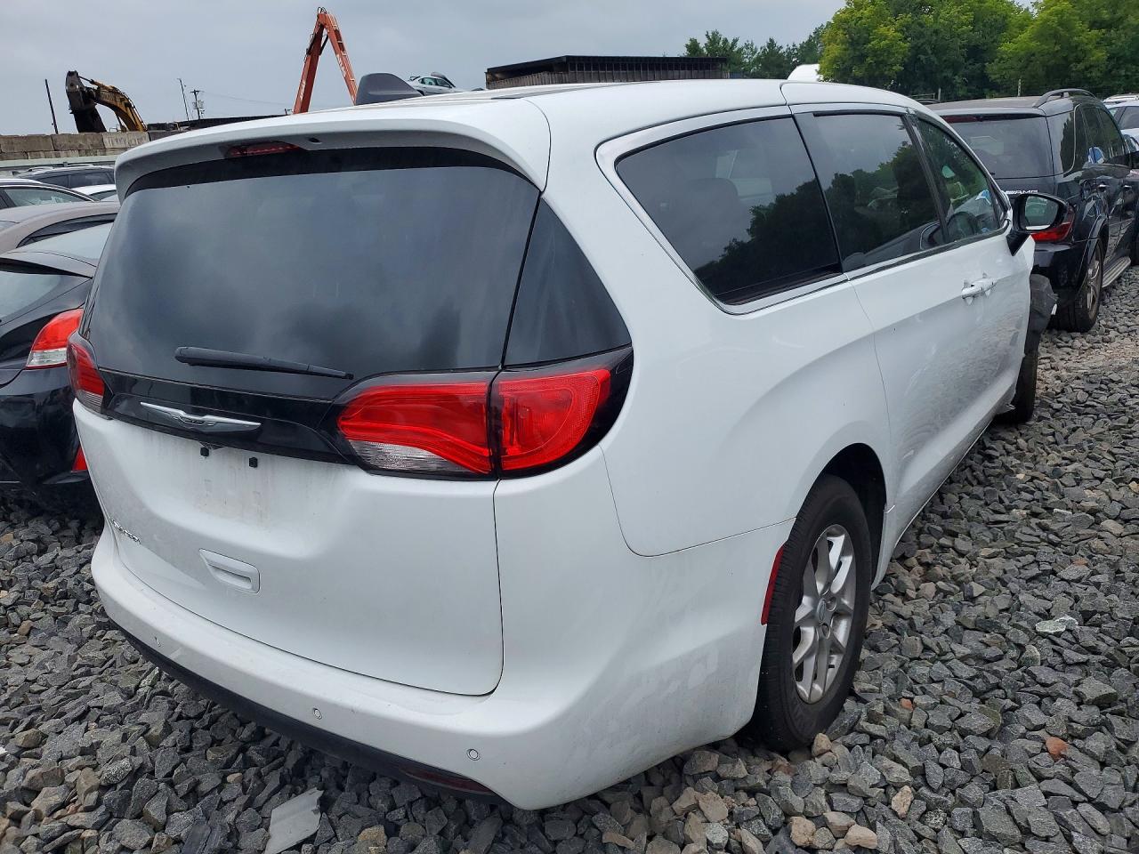2025 Chrysler Voyager Lx White vin: 2C4RC1CG1SR580297