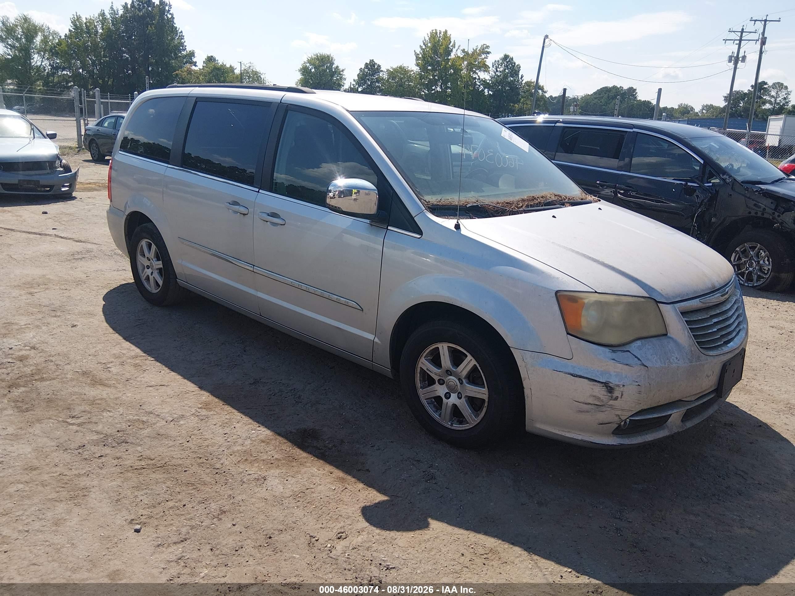 2012 Chrysler Town & Country Touring-l Silver vin: 2C4RC1CG2CR124388