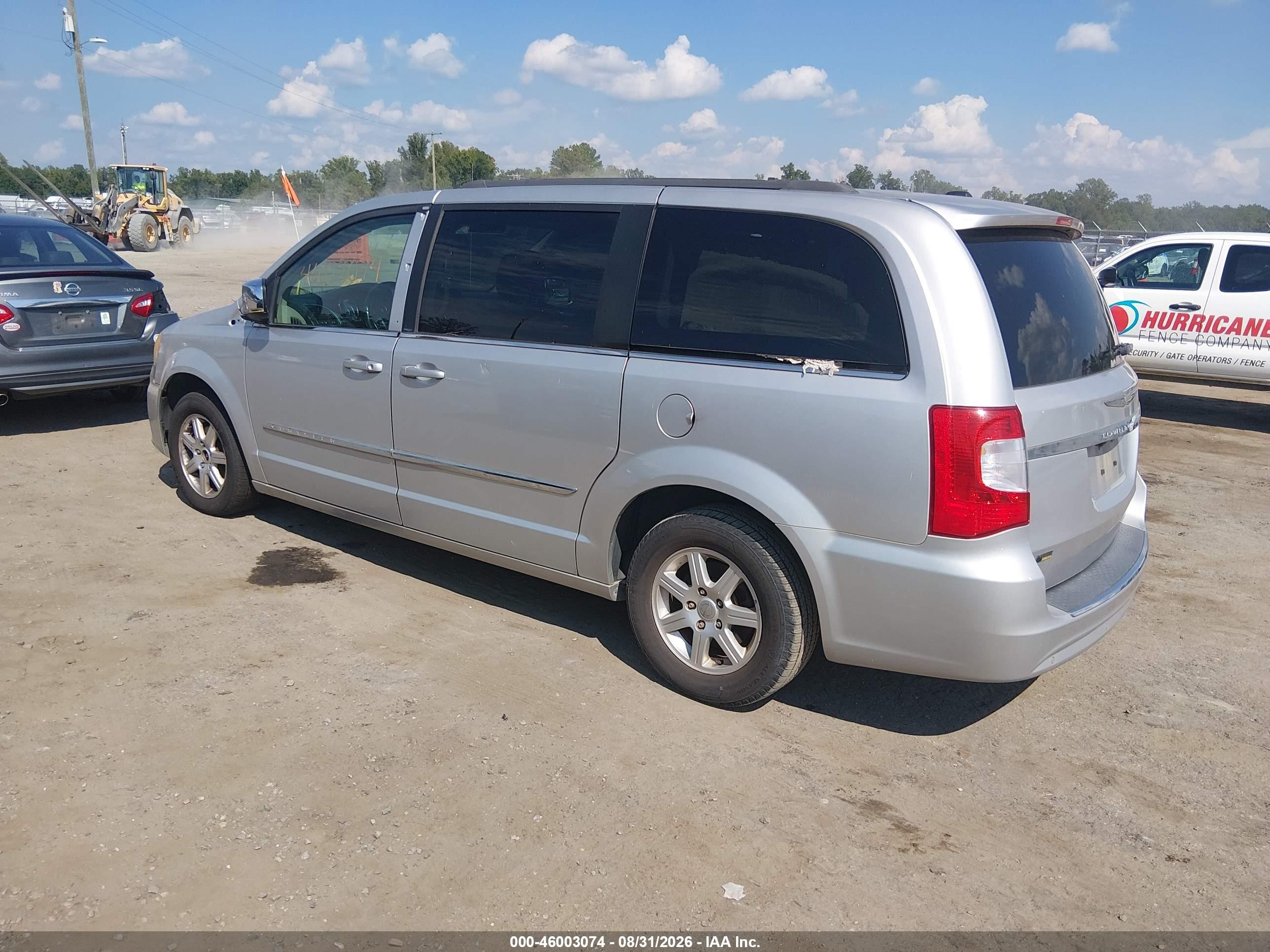 2012 Chrysler Town & Country Touring-l Silver vin: 2C4RC1CG2CR124388