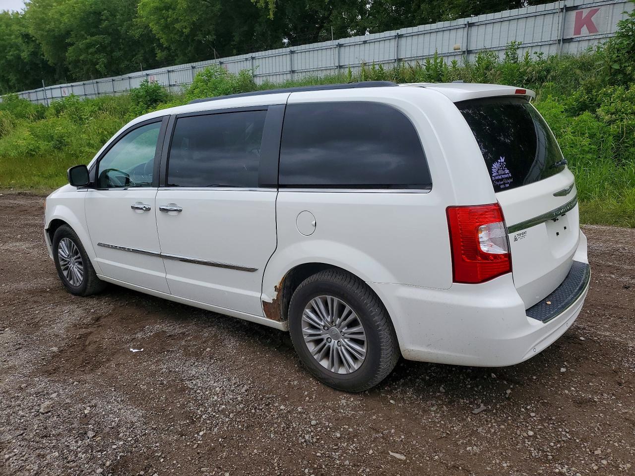 2013 Chrysler Town & Country Touring L White vin: 2C4RC1CG2DR559090