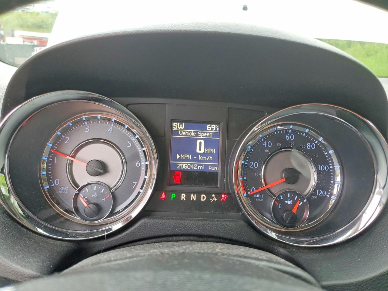 2013 Chrysler Town & Country Touring L White vin: 2C4RC1CG2DR559090