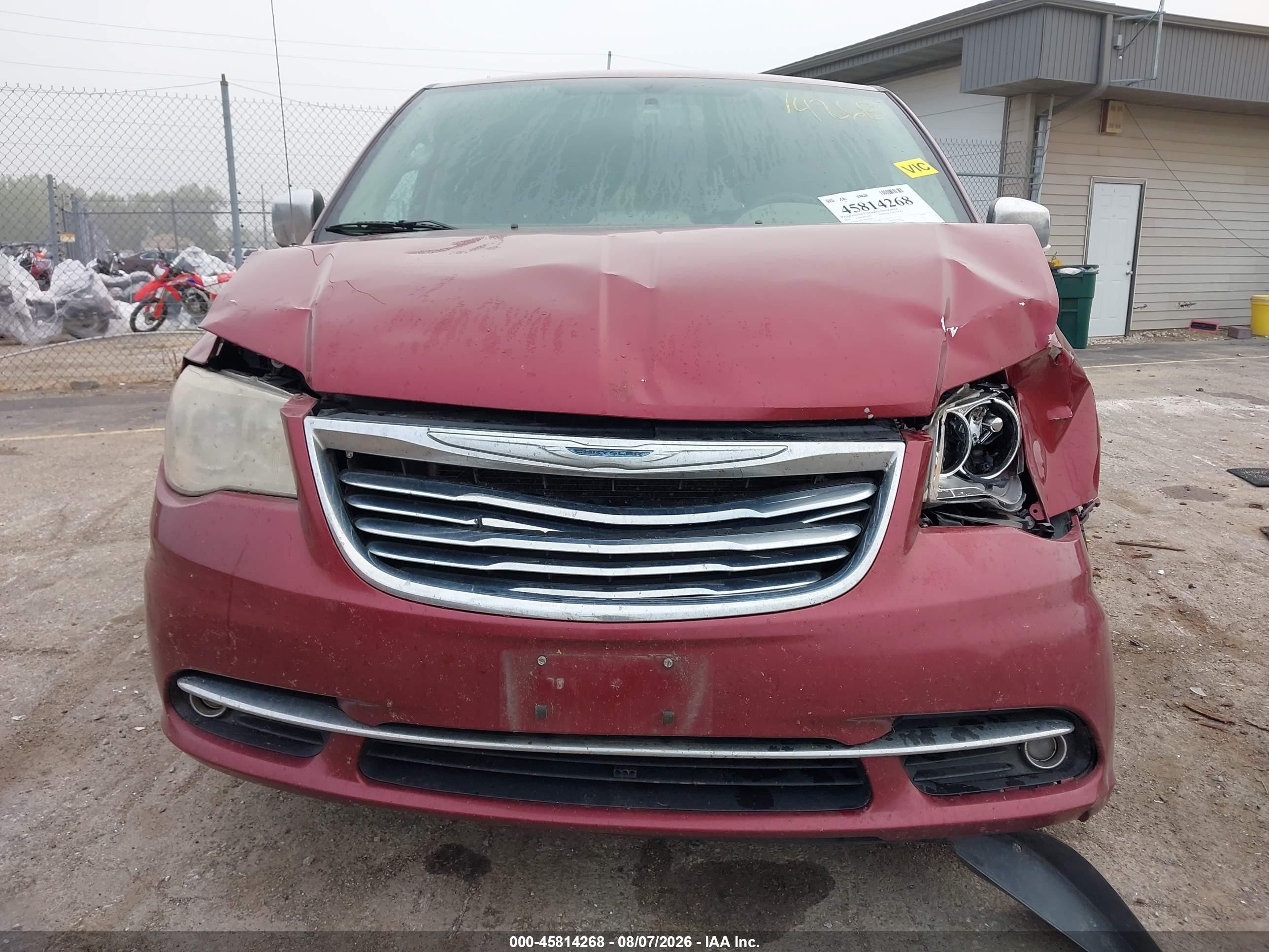 2013 Chrysler Town & Country Touring-l Red vin: 2C4RC1CG2DR588508
