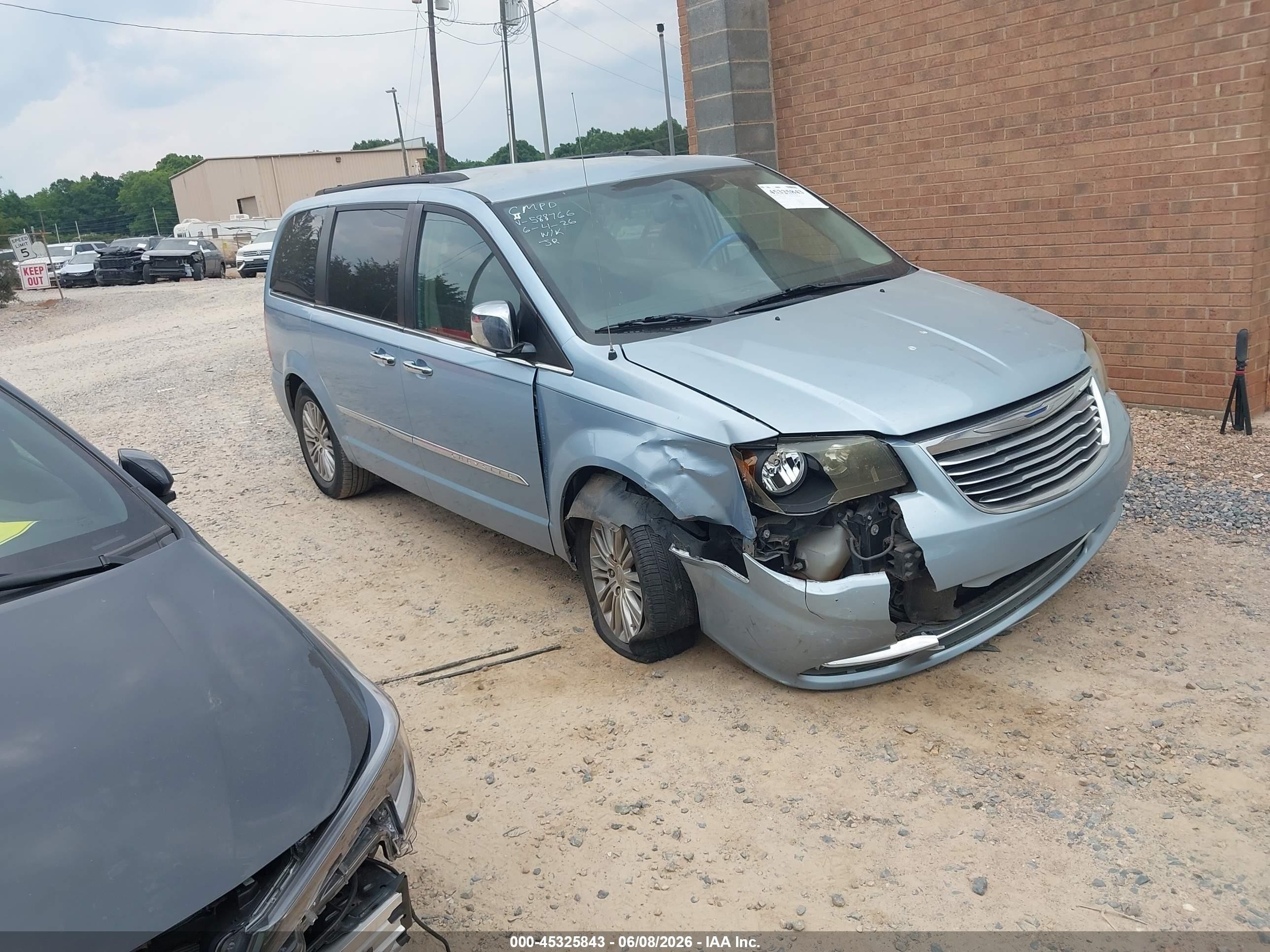 2013 Chrysler Town & Country Touring-l Blue vin: 2C4RC1CG2DR588766