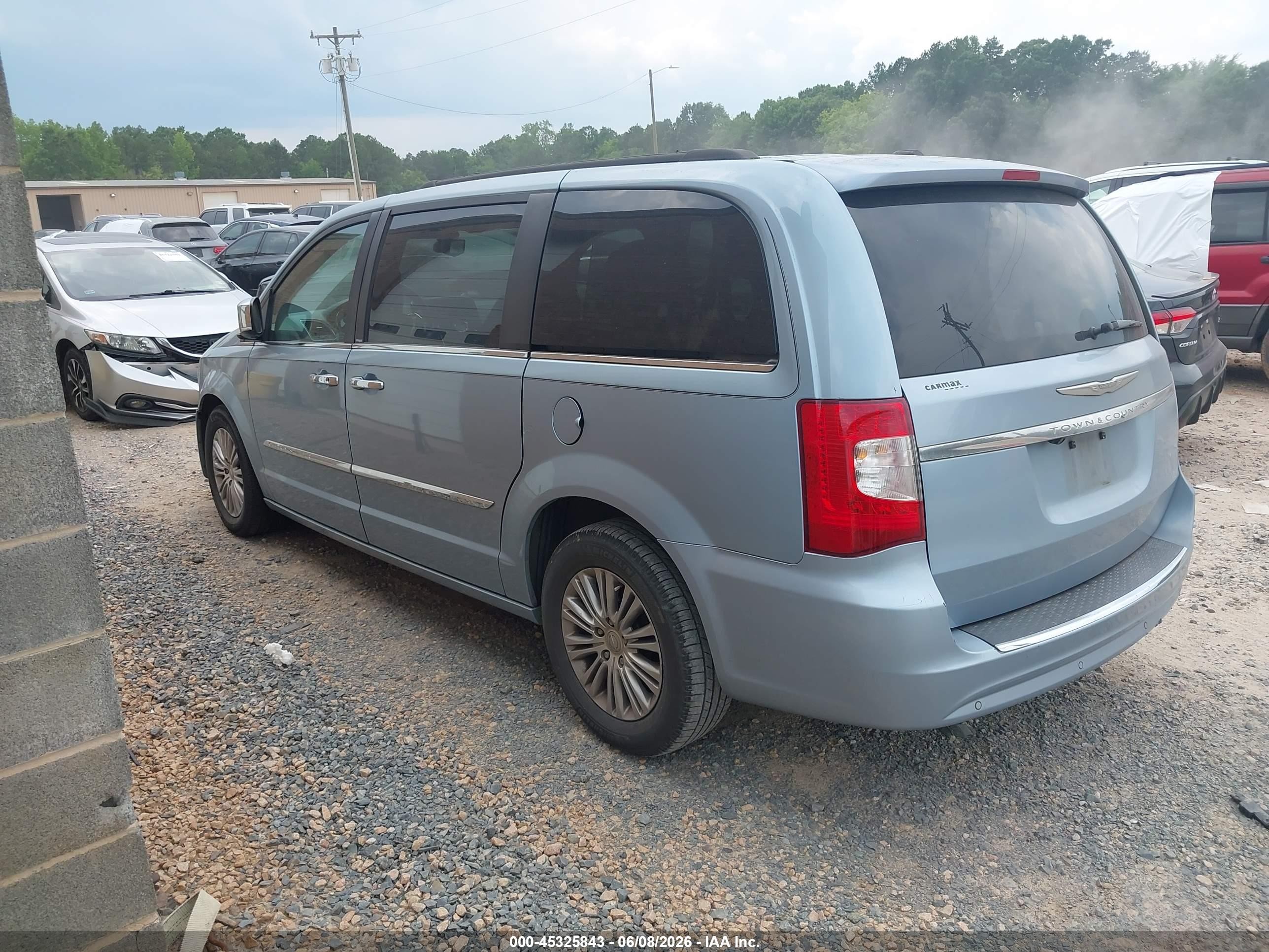 2013 Chrysler Town & Country Touring-l Blue vin: 2C4RC1CG2DR588766
