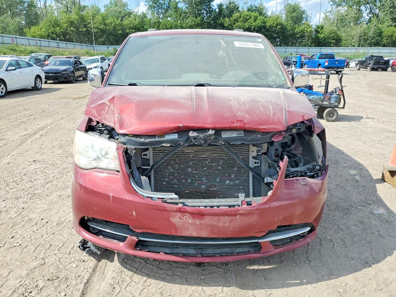 2014 Chrysler Town & Country Touring L Red vin: 2C4RC1CG2ER108226