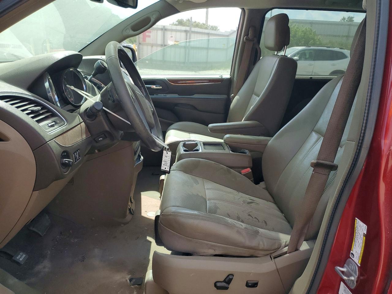 2014 Chrysler Town & Country Touring L Red vin: 2C4RC1CG2ER108226