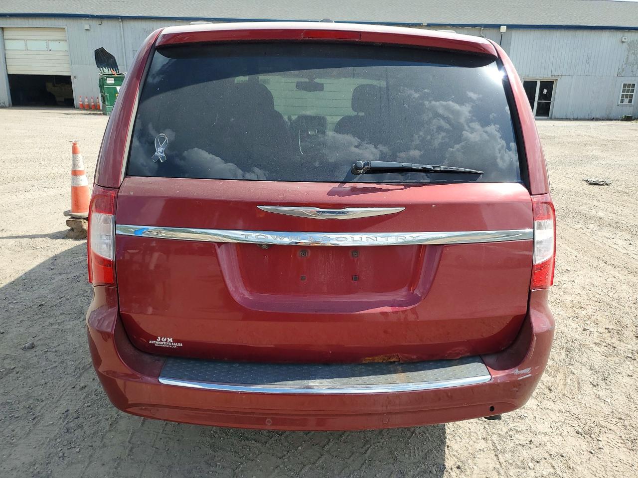 2014 Chrysler Town & Country Touring L Red vin: 2C4RC1CG2ER108226