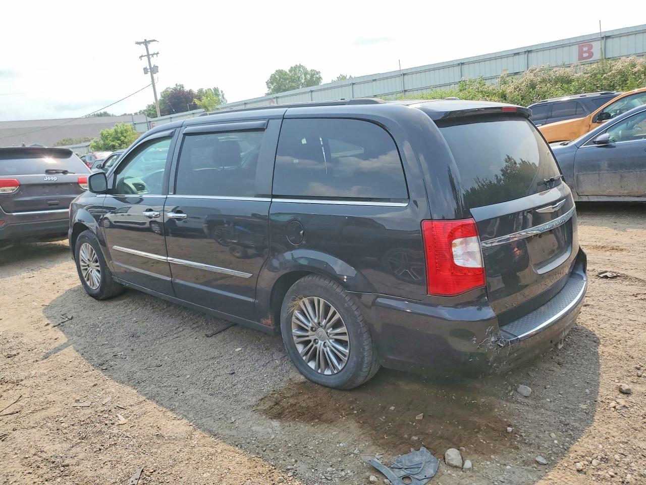 2014 Chrysler Town & Country Touring L Black vin: 2C4RC1CG2ER133482