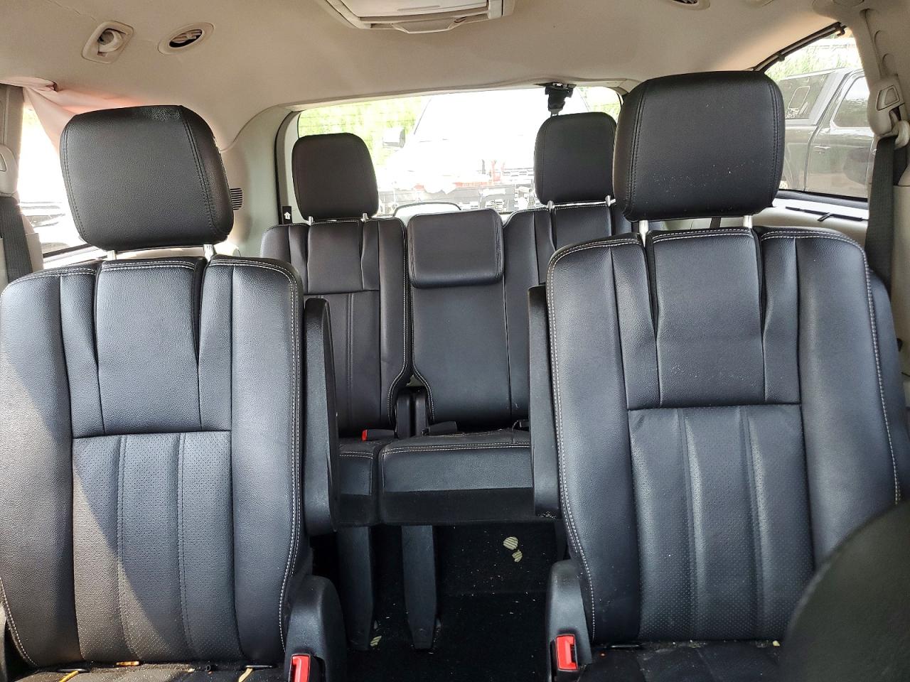 2014 Chrysler Town & Country Touring L Black vin: 2C4RC1CG2ER133482