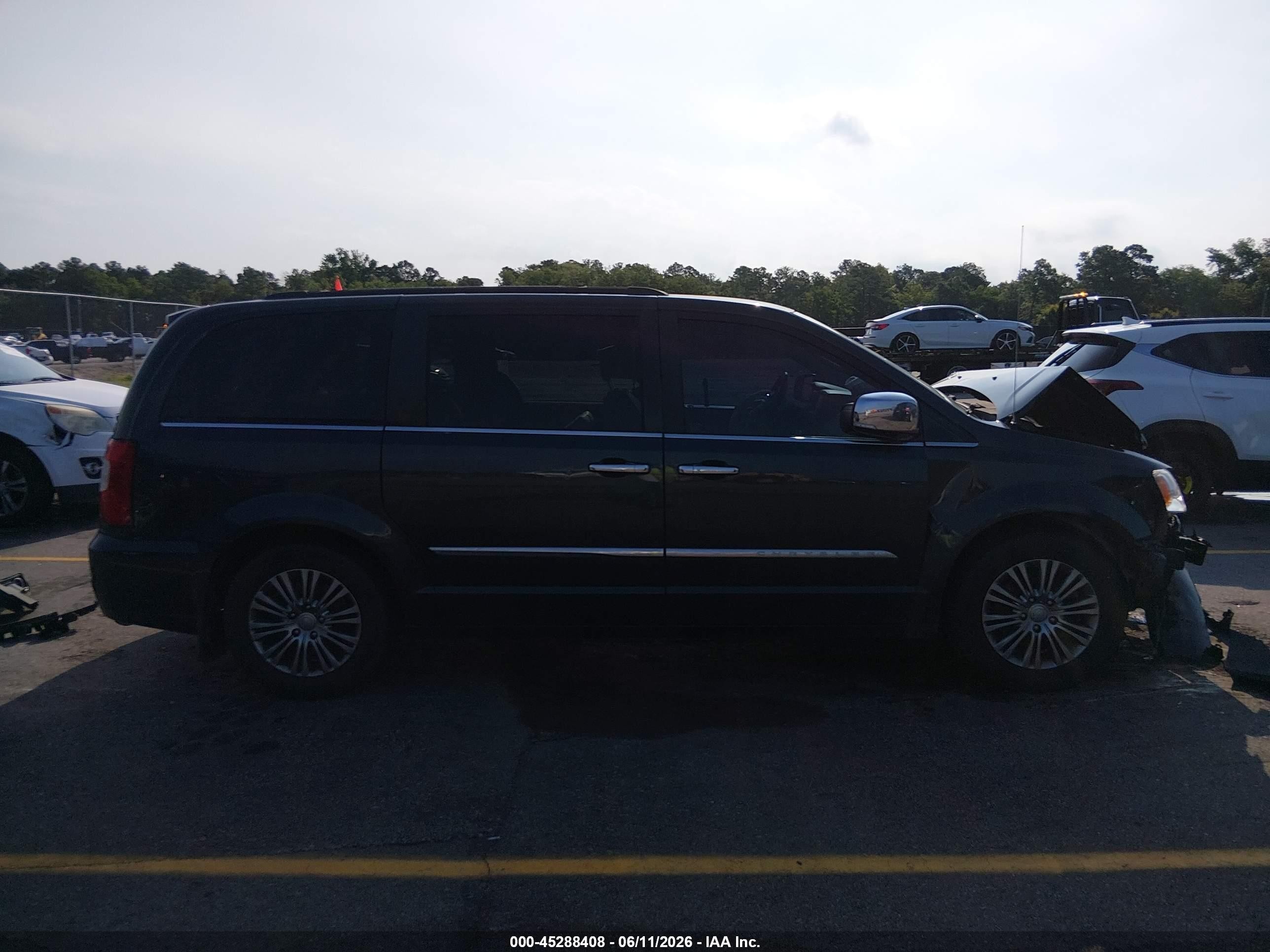 2014 Chrysler Town & Country Touring-l Blue vin: 2C4RC1CG2ER165266