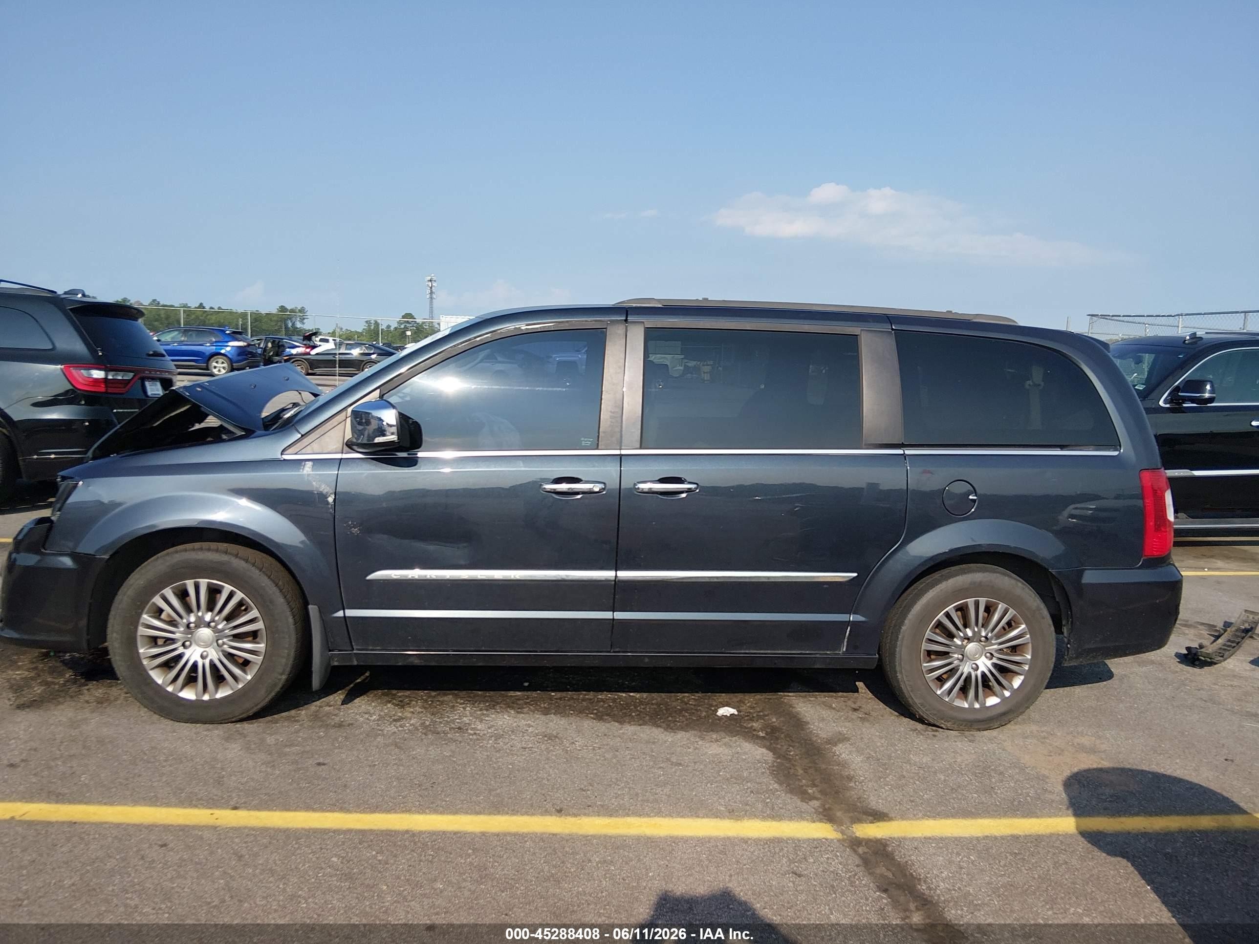 2014 Chrysler Town & Country Touring-l Blue vin: 2C4RC1CG2ER165266