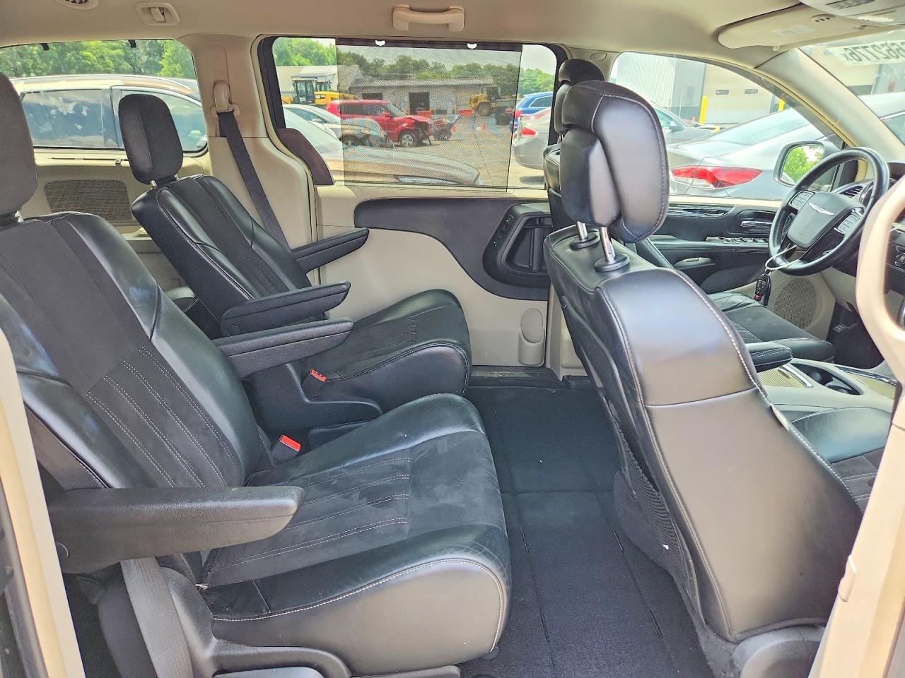 2014 Chrysler Town & Country Touring L Charcoal vin: 2C4RC1CG2ER364690