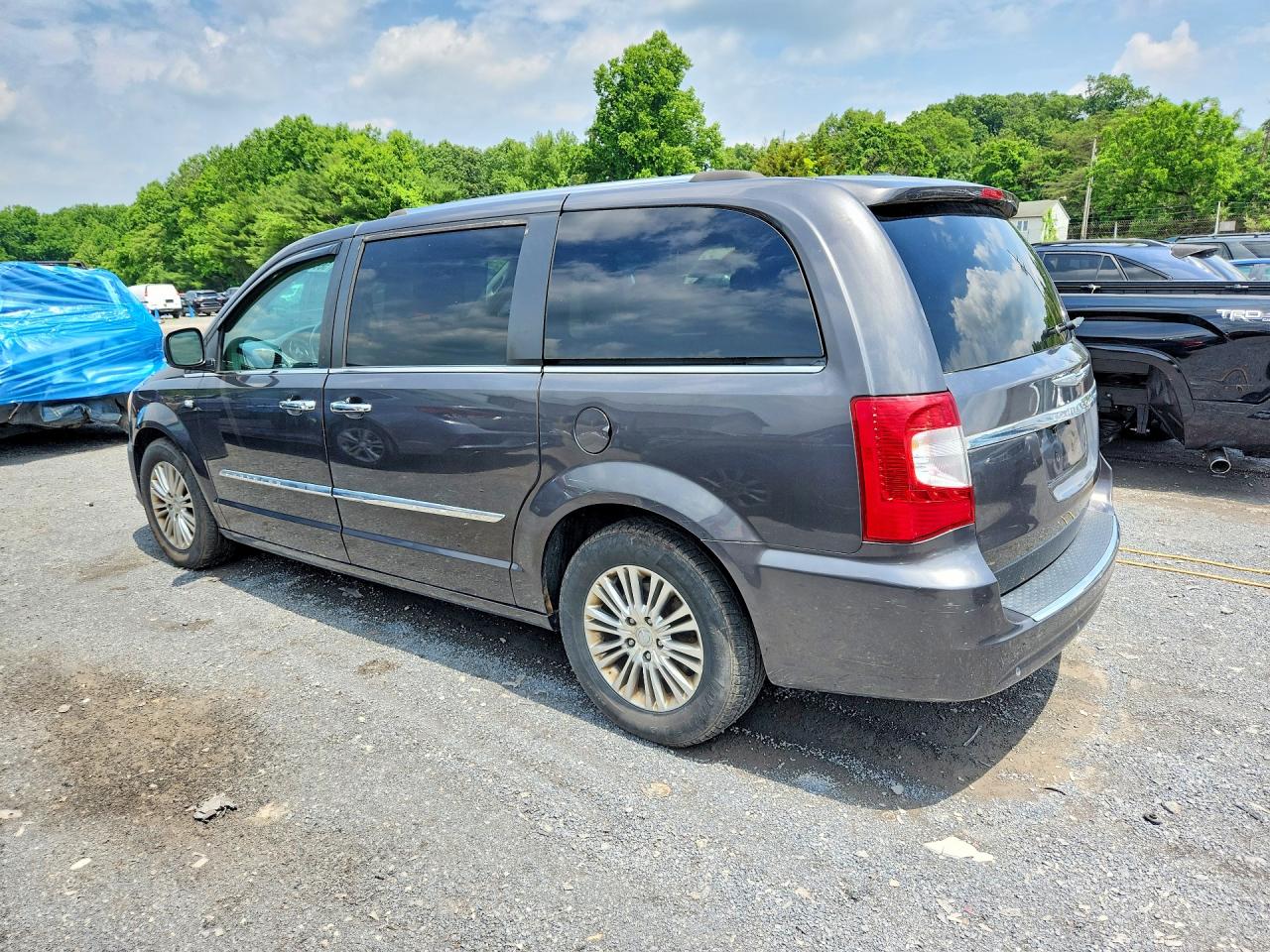 2014 Chrysler Town & Country Touring L Charcoal vin: 2C4RC1CG2ER364690