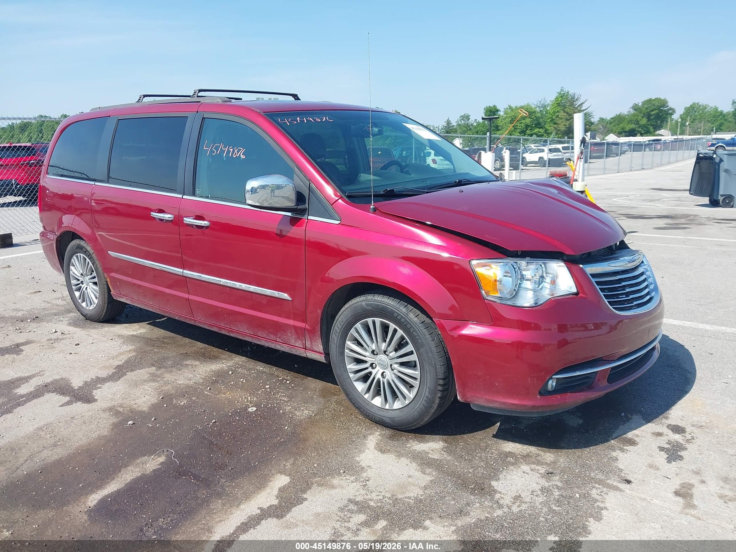 2014 Chrysler Town & Country Touring-l Red vin: 2C4RC1CG2ER367427