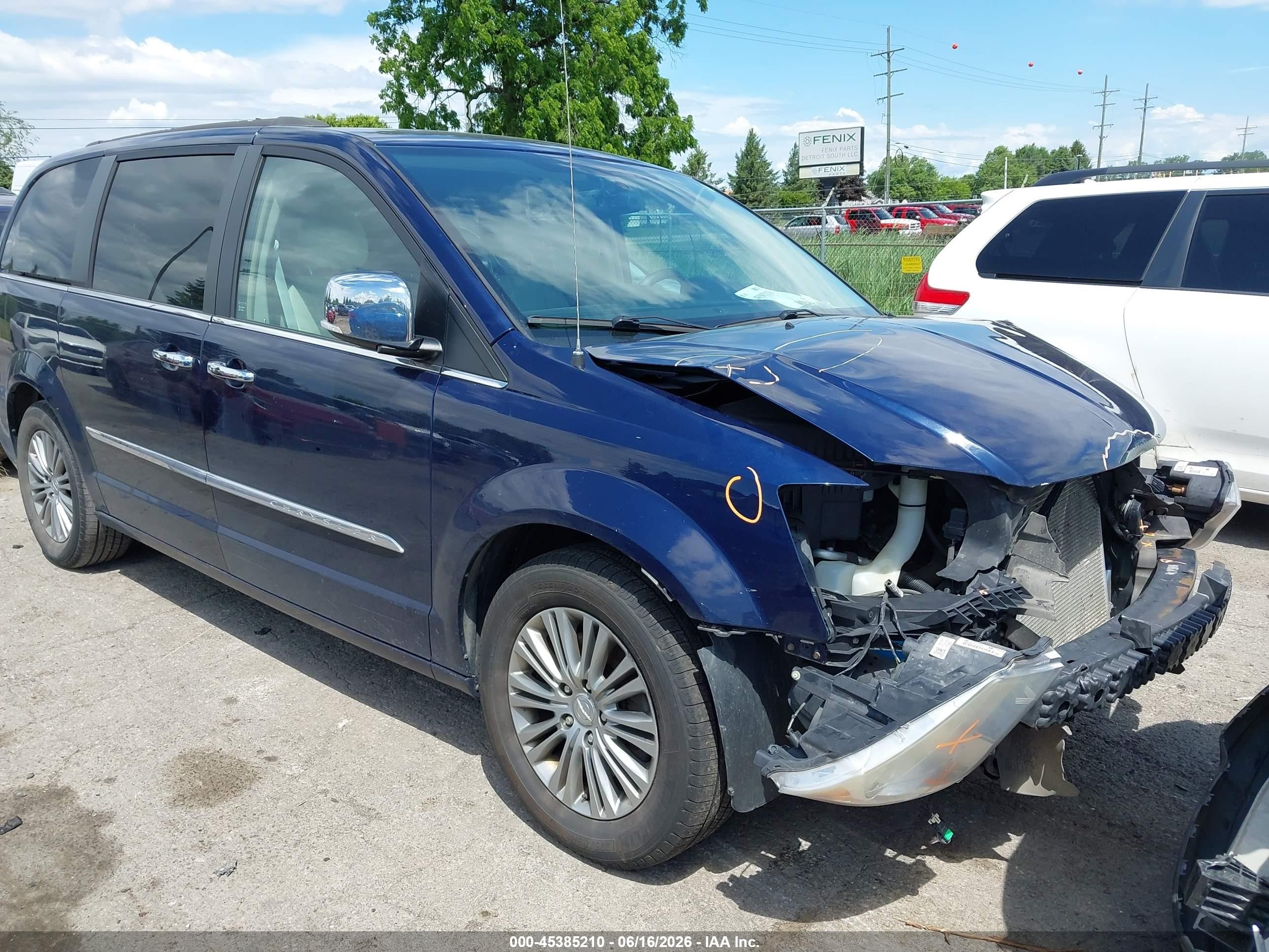 2014 Chrysler Town & Country Touring-l Blue vin: 2C4RC1CG2ER461601