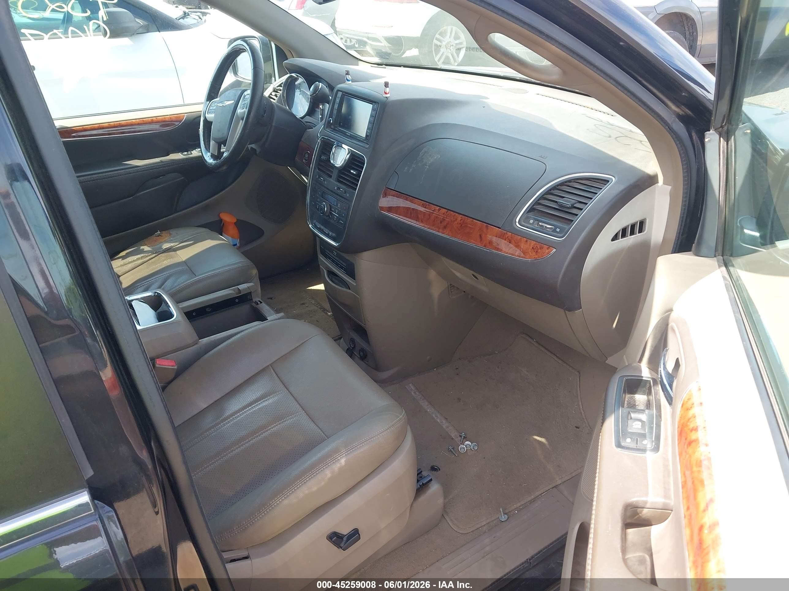 2015 Chrysler Town & Country Touring-l Черный vin: 2C4RC1CG2FR618464