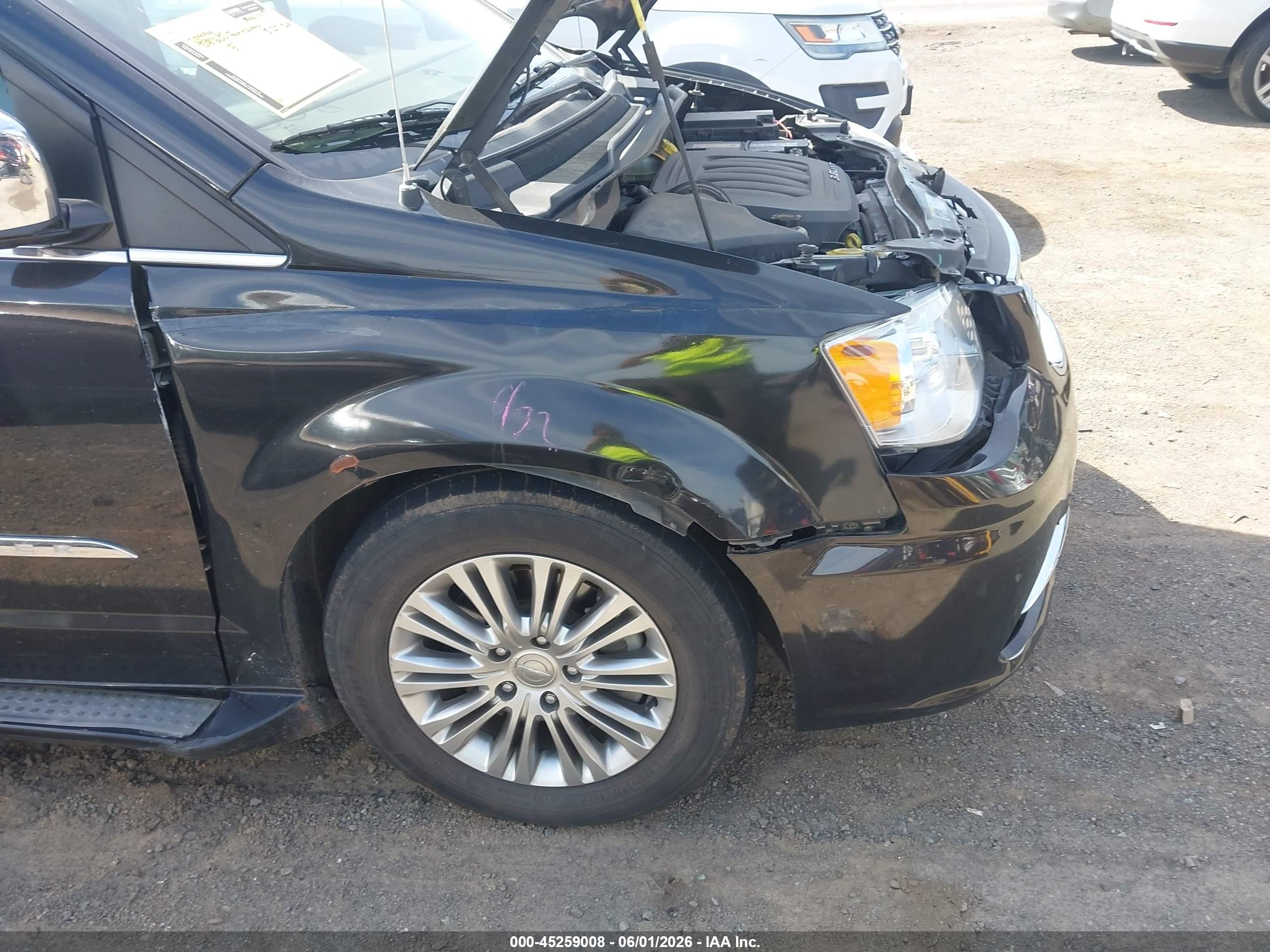 2015 Chrysler Town & Country Touring-l Черный vin: 2C4RC1CG2FR618464