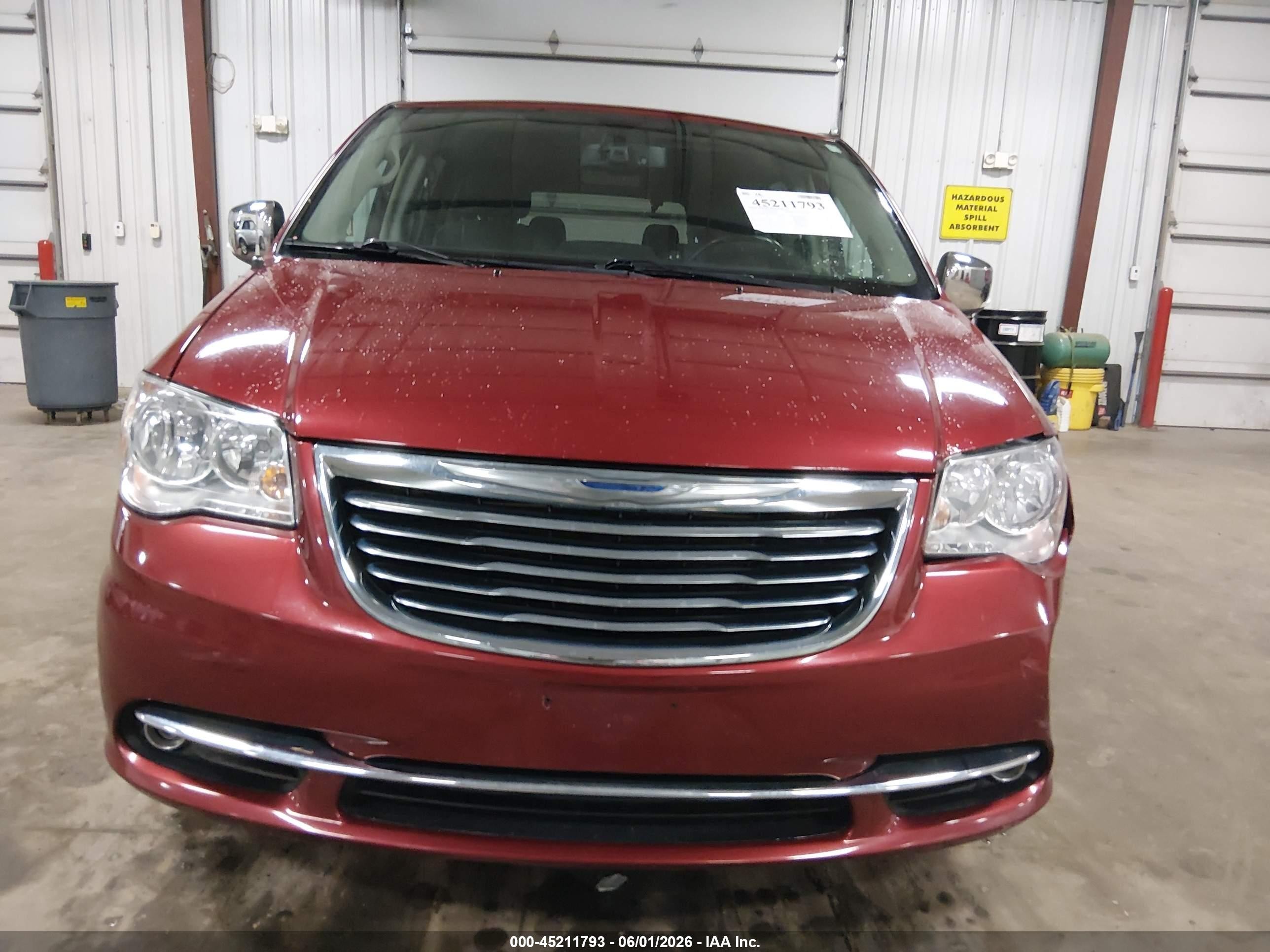 2015 Chrysler Town & Country Touring-l Темно-бордовый vin: 2C4RC1CG2FR742895