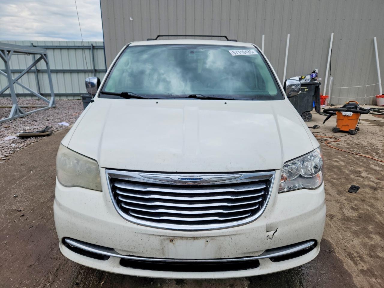 2012 Chrysler Town & Country Touring L White vin: 2C4RC1CG3CR171056