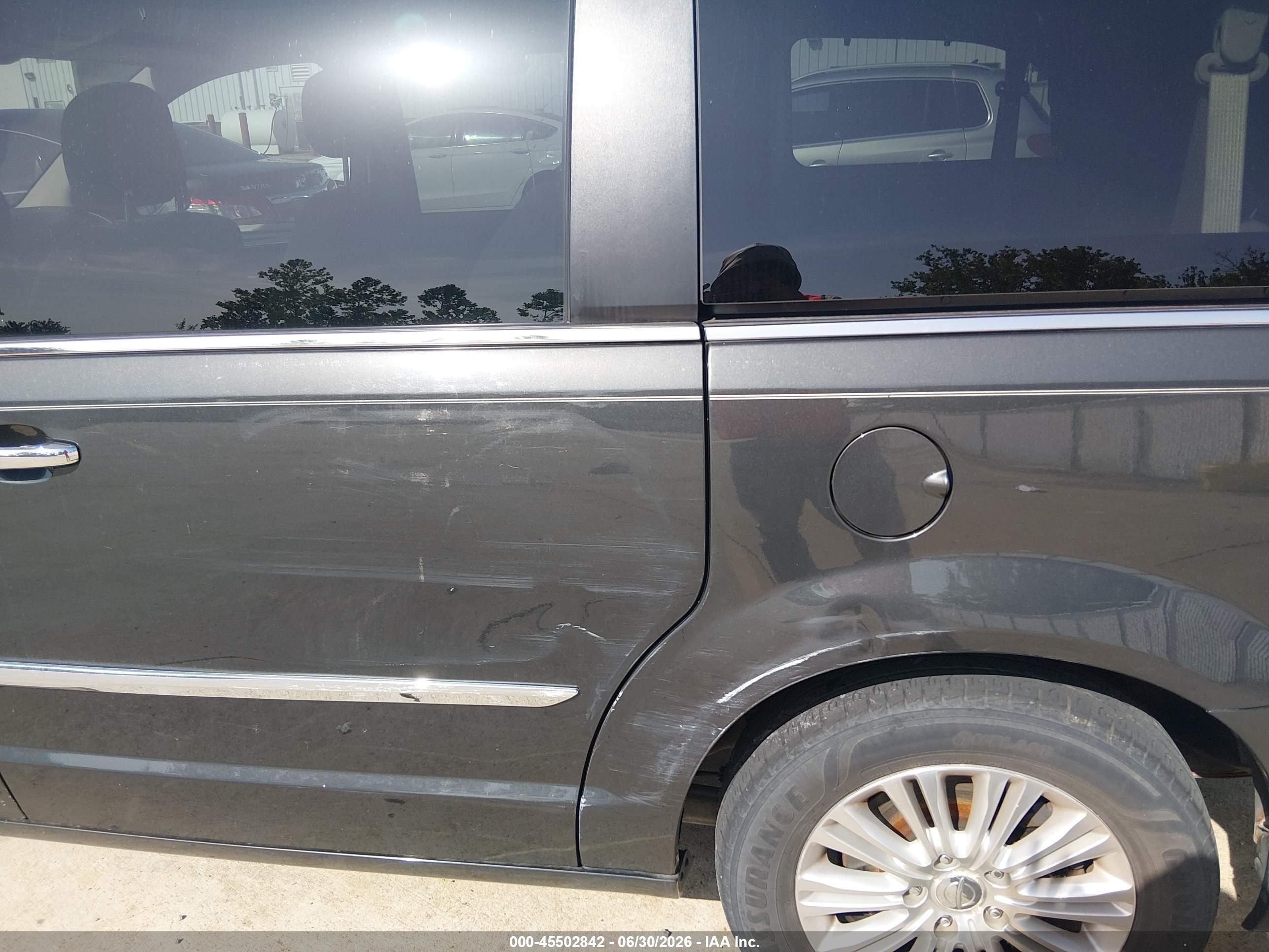 2012 Chrysler Town & Country Touring-l Gray vin: 2C4RC1CG3CR208977
