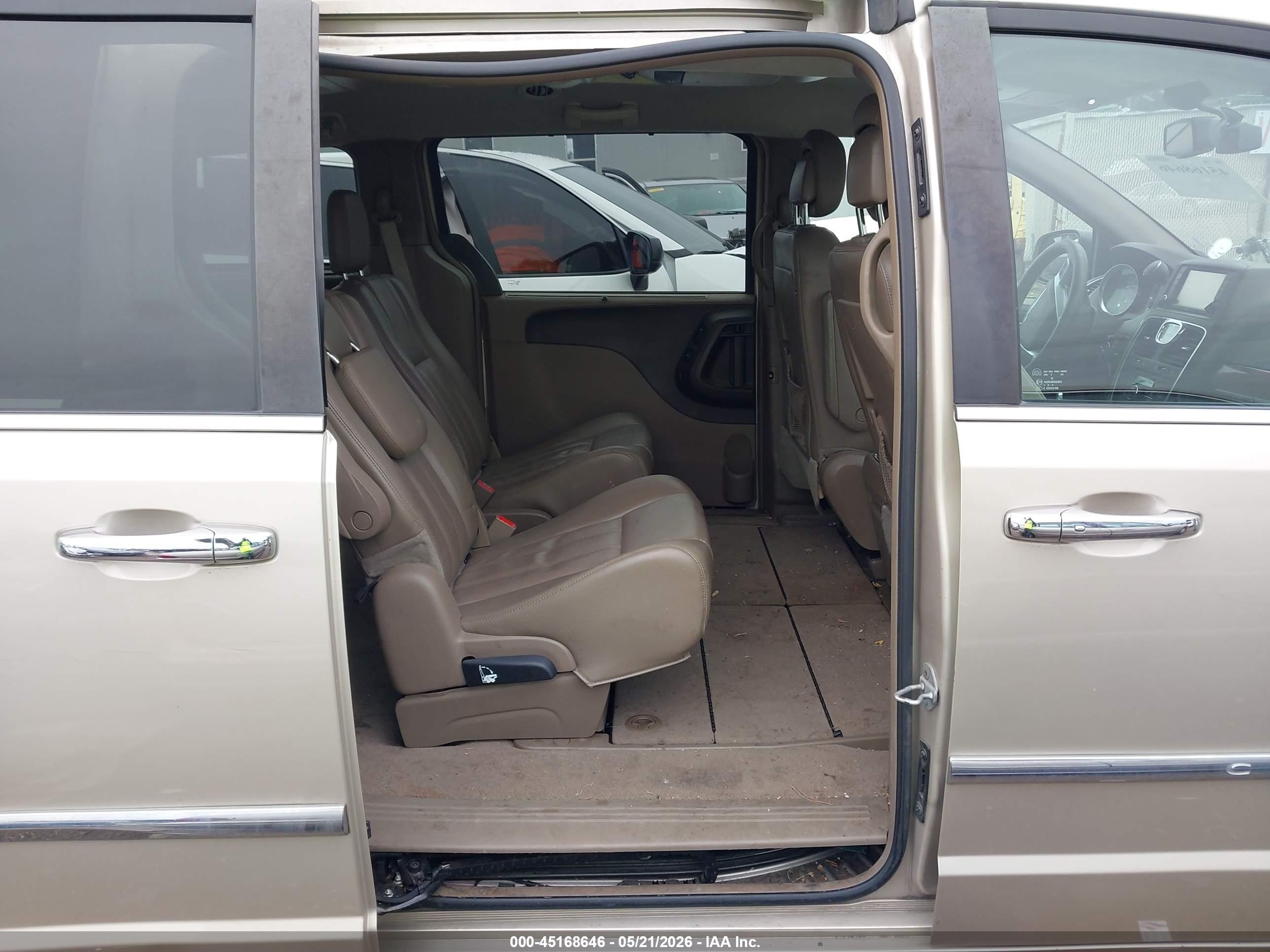 2012 Chrysler Town & Country Touring-l Gold vin: 2C4RC1CG3CR401730