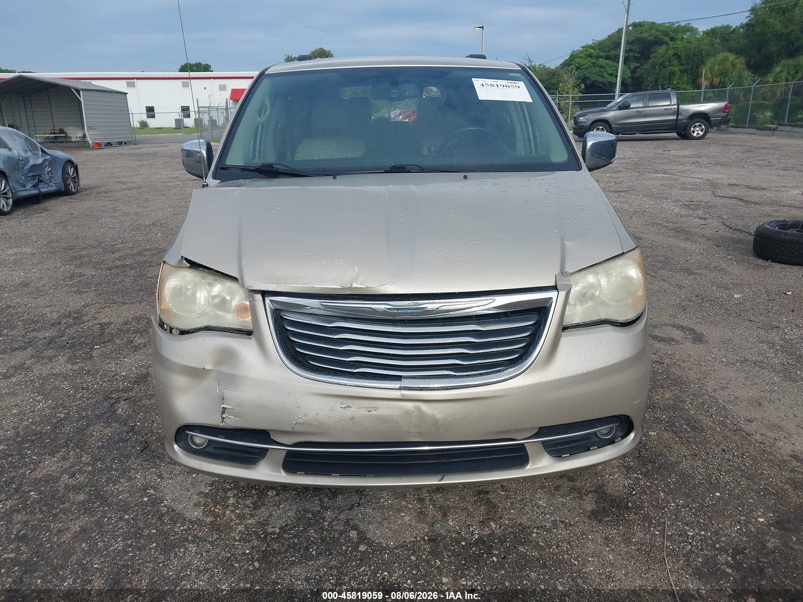 2013 Chrysler Town & Country Touring-l Gold vin: 2C4RC1CG3DR651714