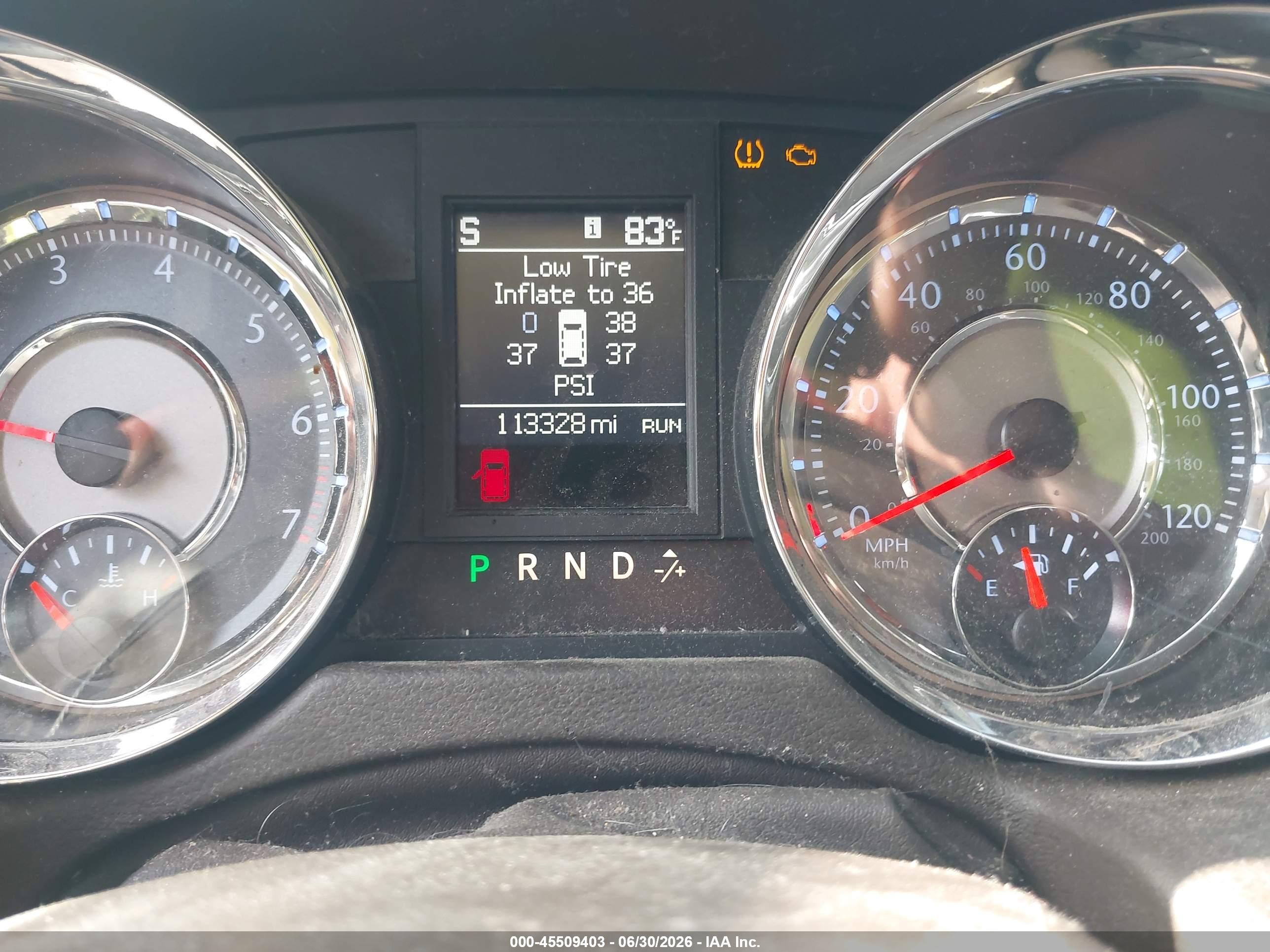 2013 Chrysler Town & Country Touring-l White vin: 2C4RC1CG3DR651812