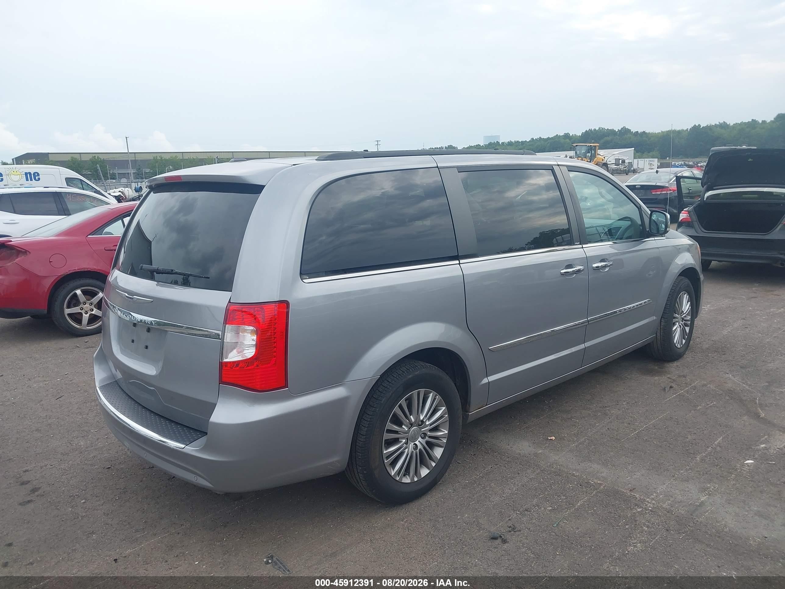2013 Chrysler Town & Country Touring-l Silver vin: 2C4RC1CG3DR785719