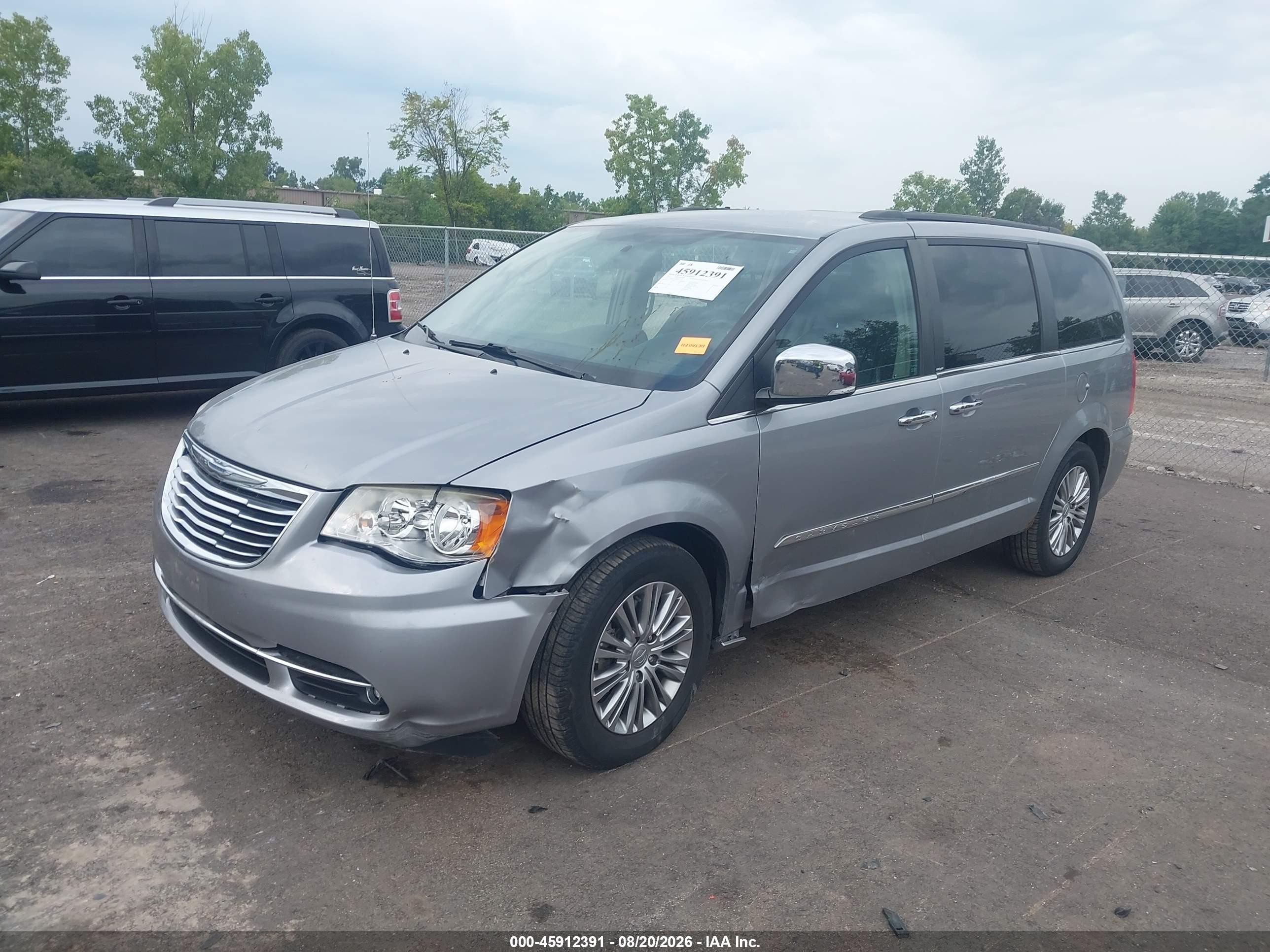2013 Chrysler Town & Country Touring-l Silver vin: 2C4RC1CG3DR785719