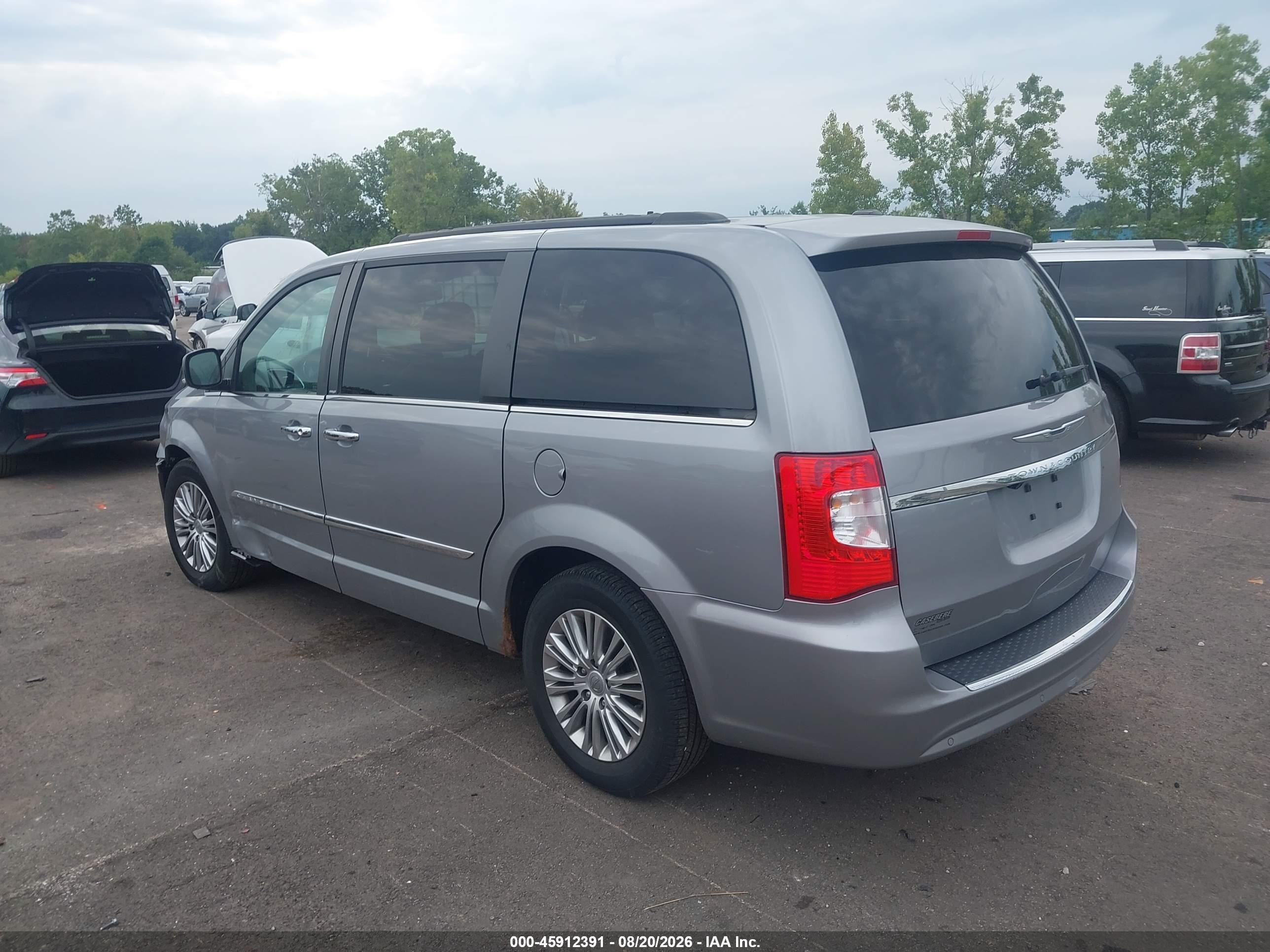 2013 Chrysler Town & Country Touring-l Silver vin: 2C4RC1CG3DR785719