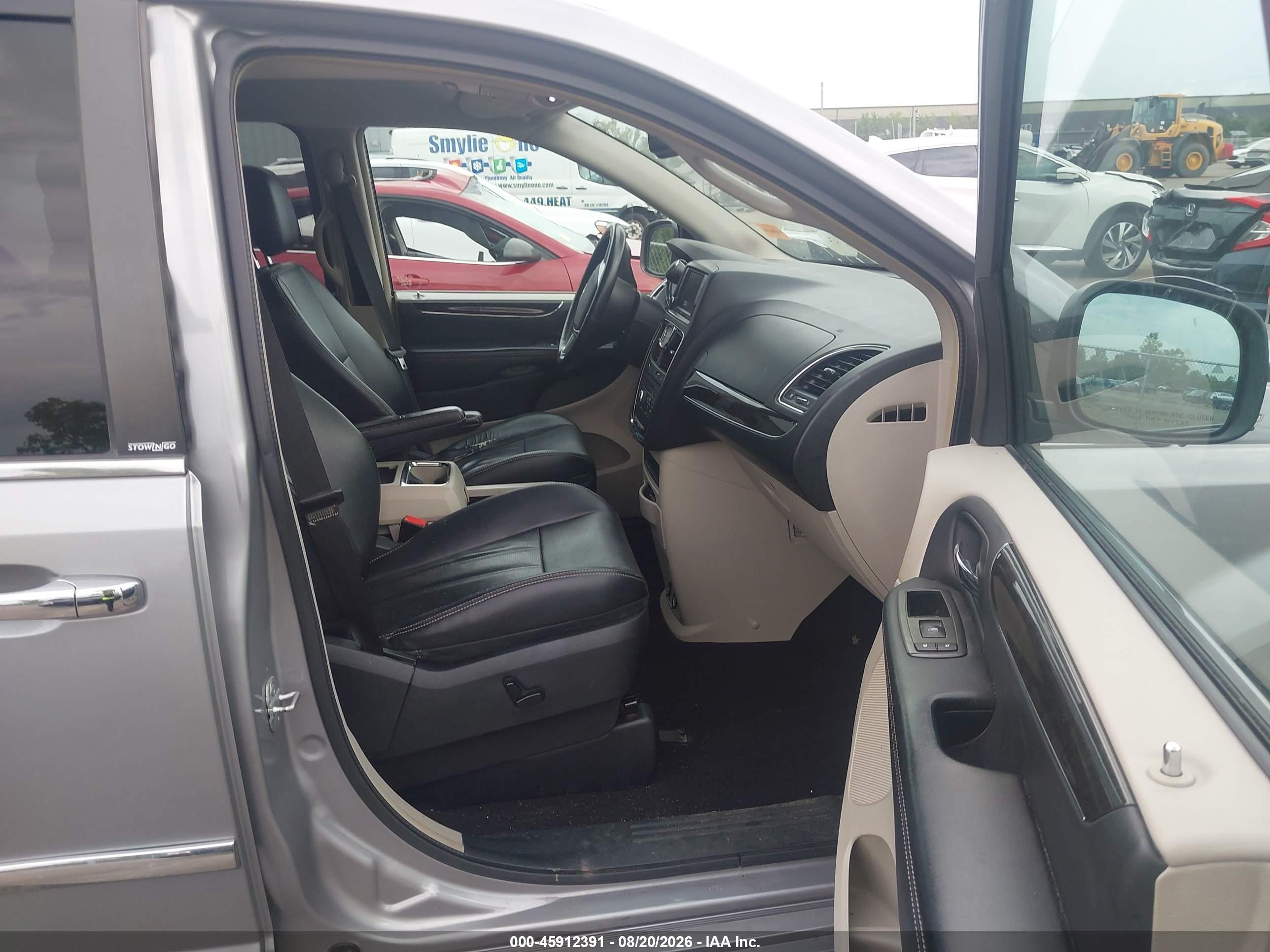 2013 Chrysler Town & Country Touring-l Silver vin: 2C4RC1CG3DR785719