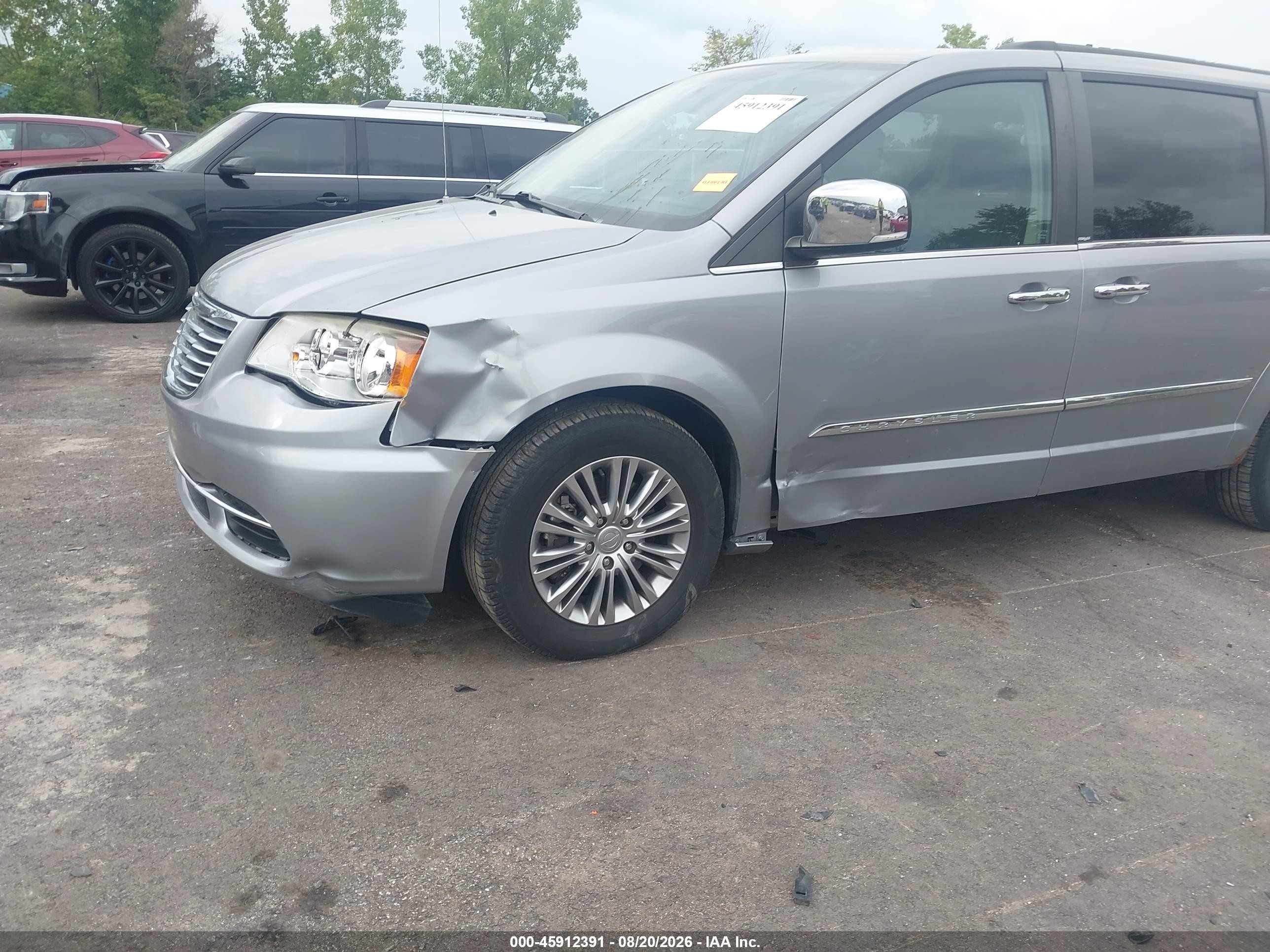 2013 Chrysler Town & Country Touring-l Silver vin: 2C4RC1CG3DR785719