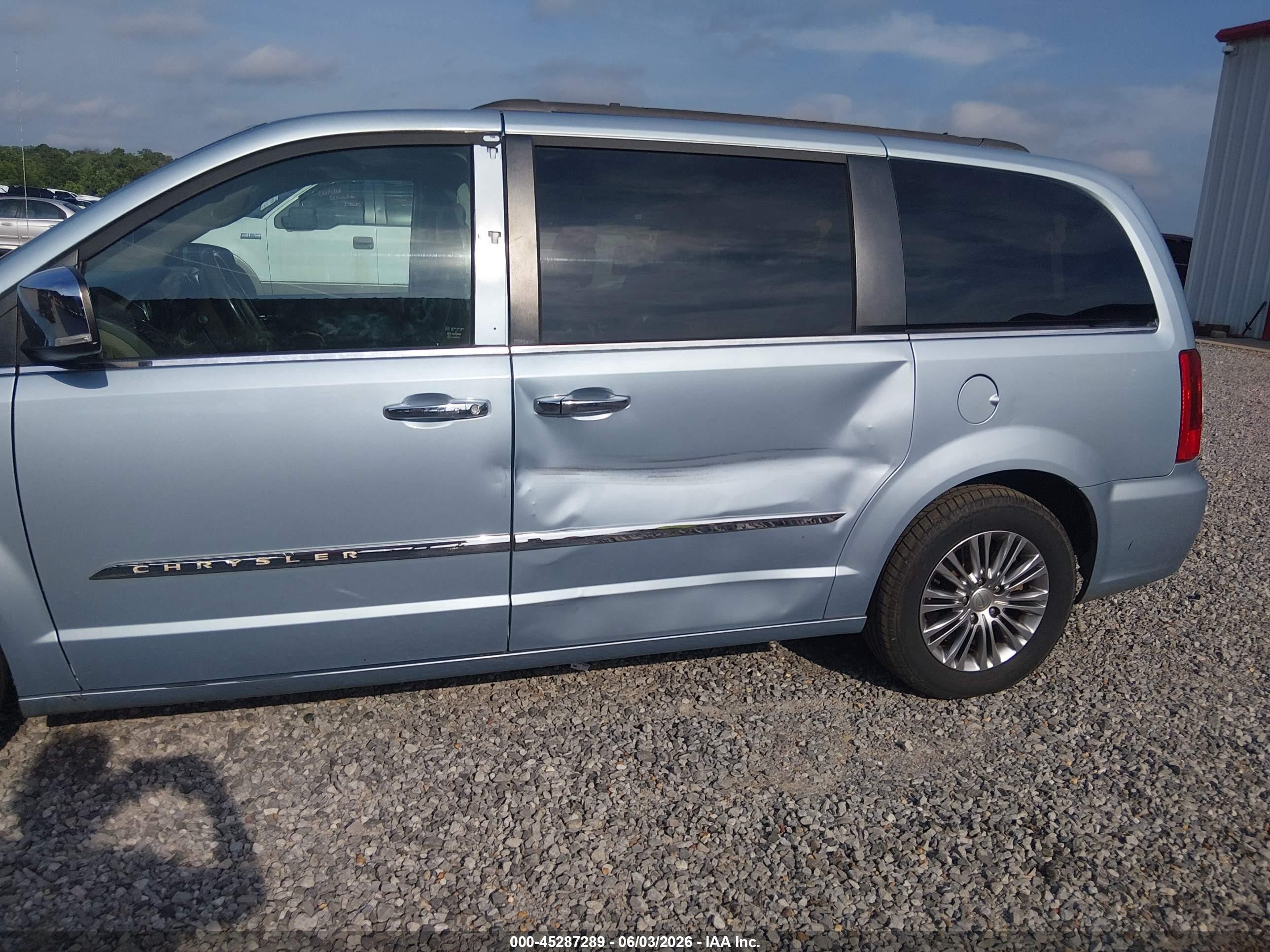 2013 Chrysler Town & Country Touring-l Blue vin: 2C4RC1CG3DR807802