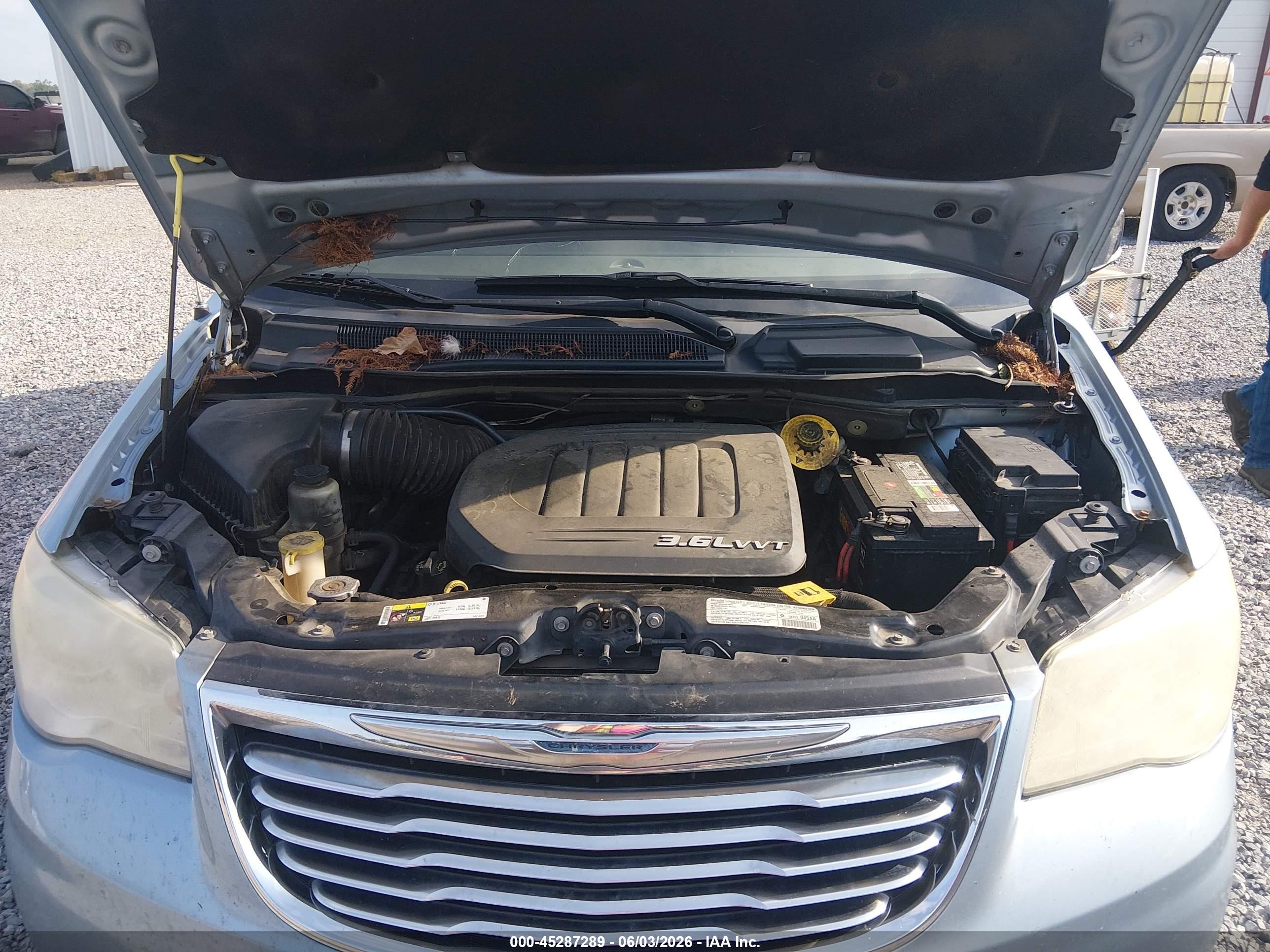 2013 Chrysler Town & Country Touring-l Blue vin: 2C4RC1CG3DR807802