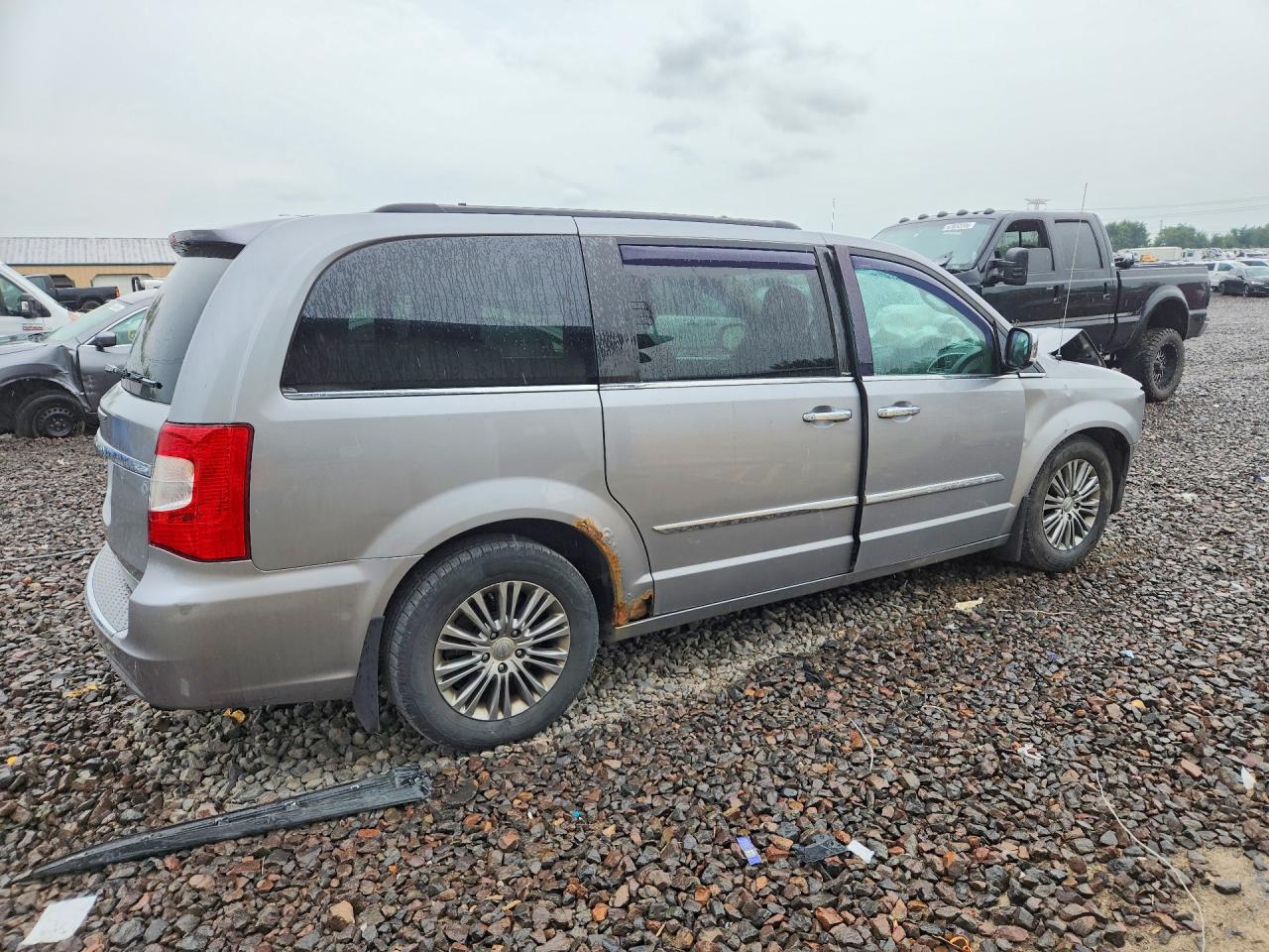 2014 Chrysler Town & Country Touring L Серебряный vin: 2C4RC1CG3ER257602
