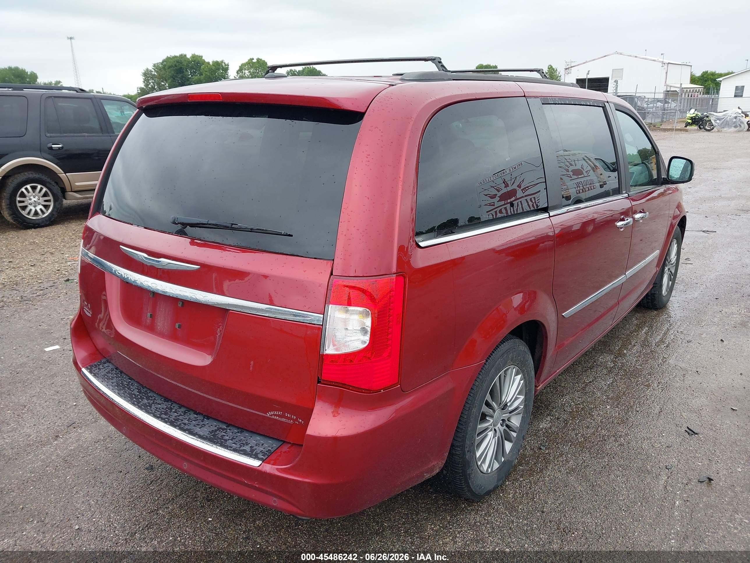 2014 Chrysler Town & Country Touring-l Burgundy vin: 2C4RC1CG3ER284833